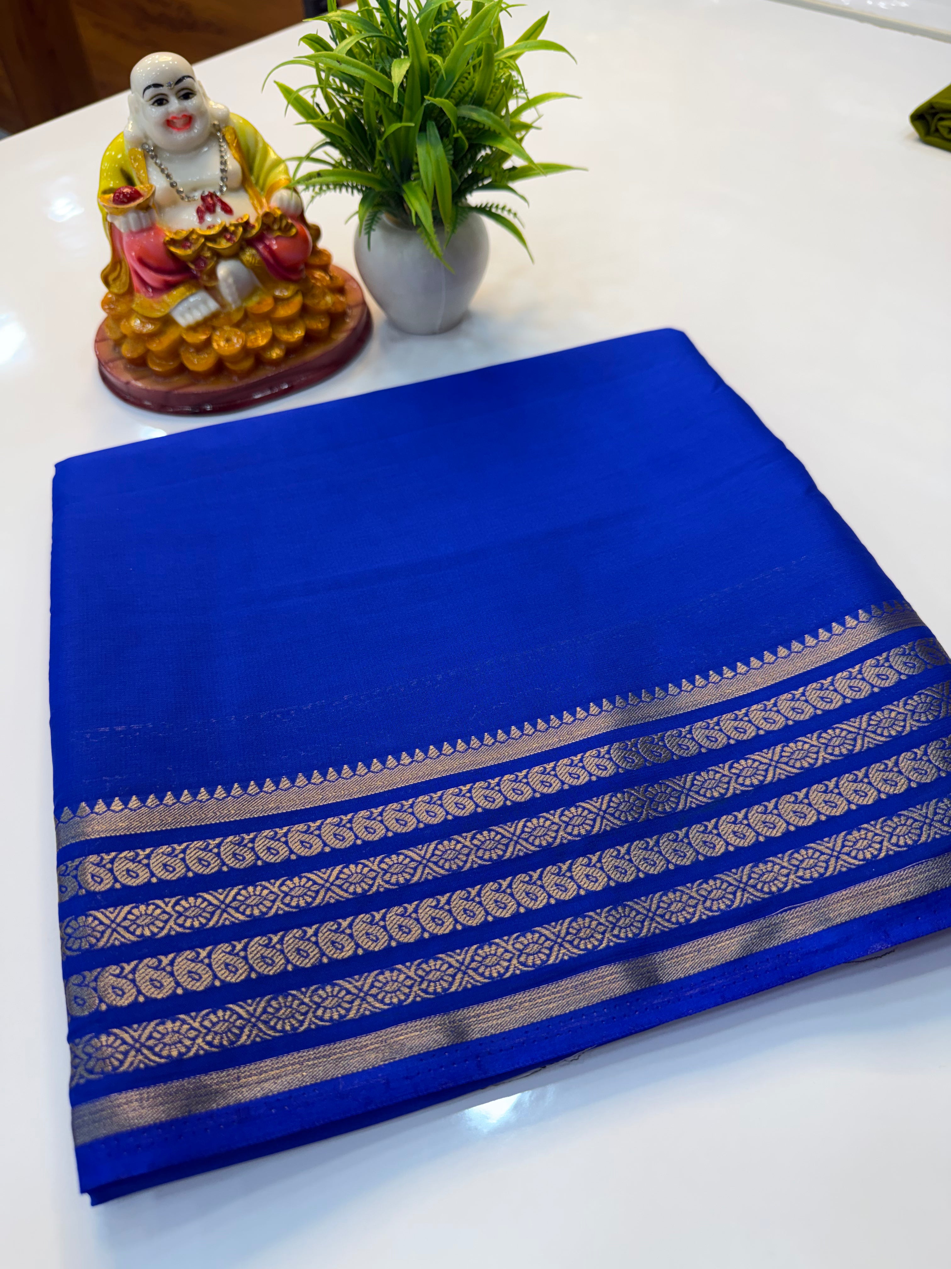Premium Mysore Crepe Silk Saree with Beautiful Mango Border & Chit Pallu