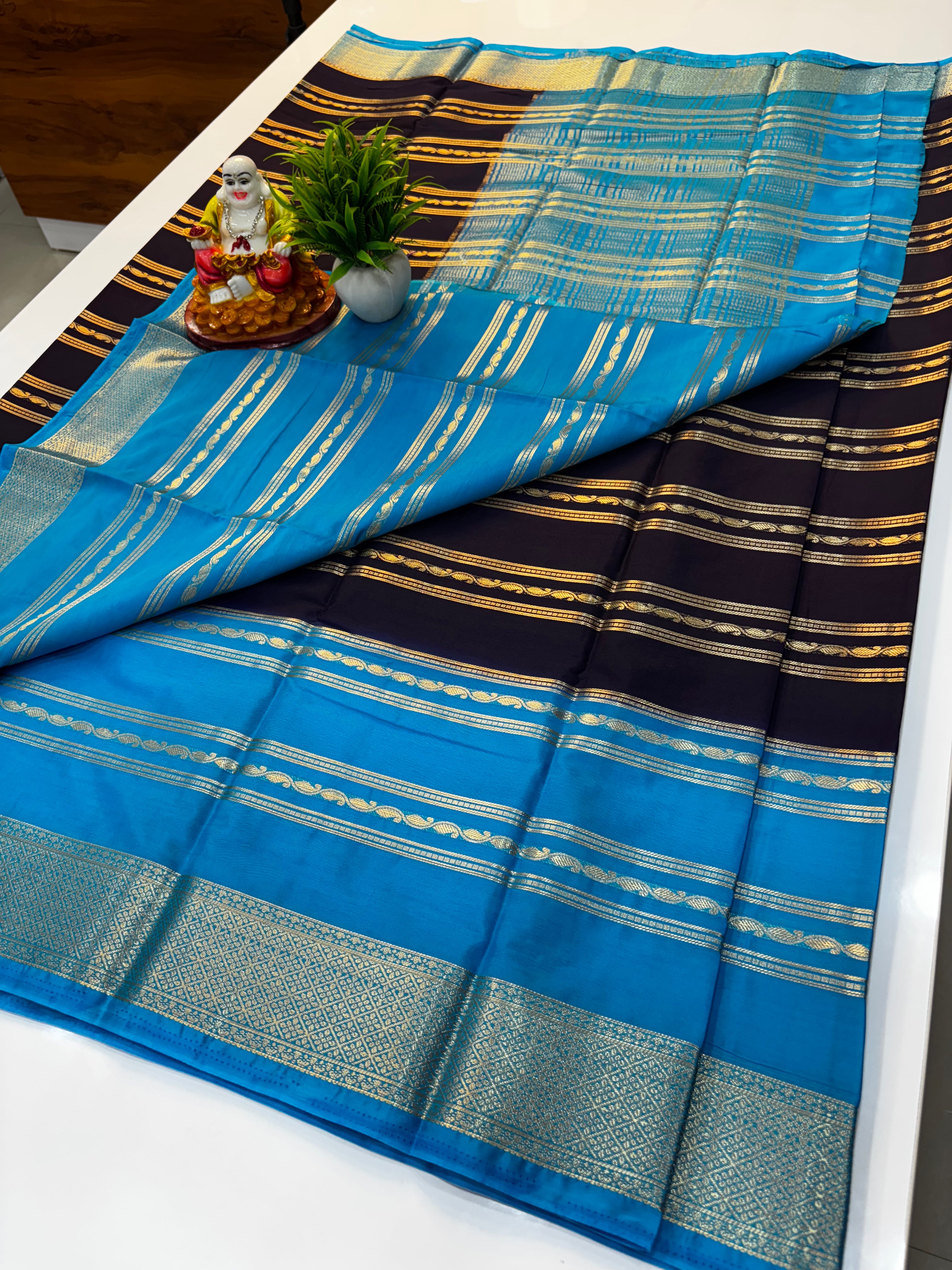 🌸 Premium Chiffon Saree with Elegant Stripes