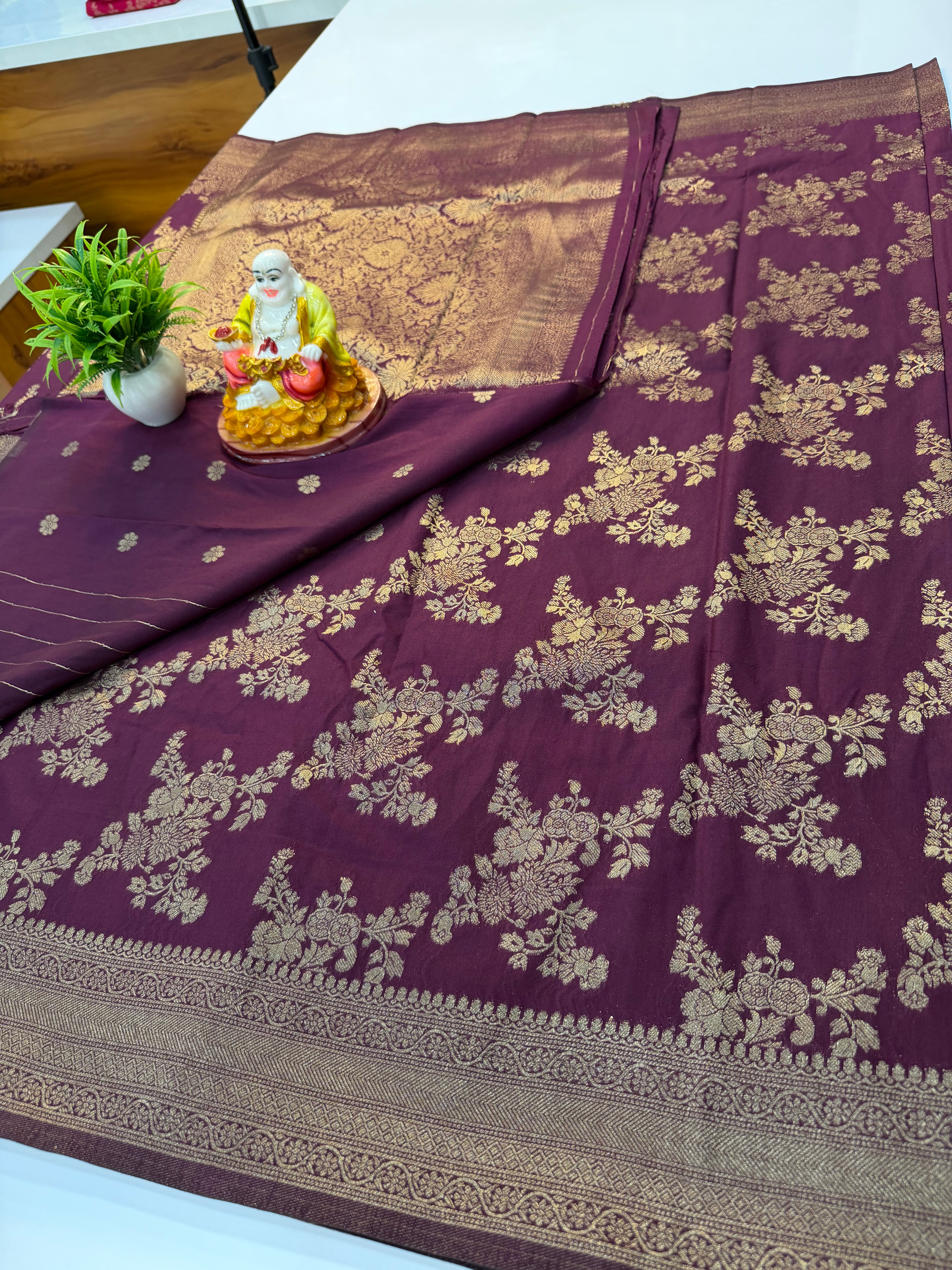 Premium Georgette Saree with Elegant Jaal Pattern & Rich Pallu…