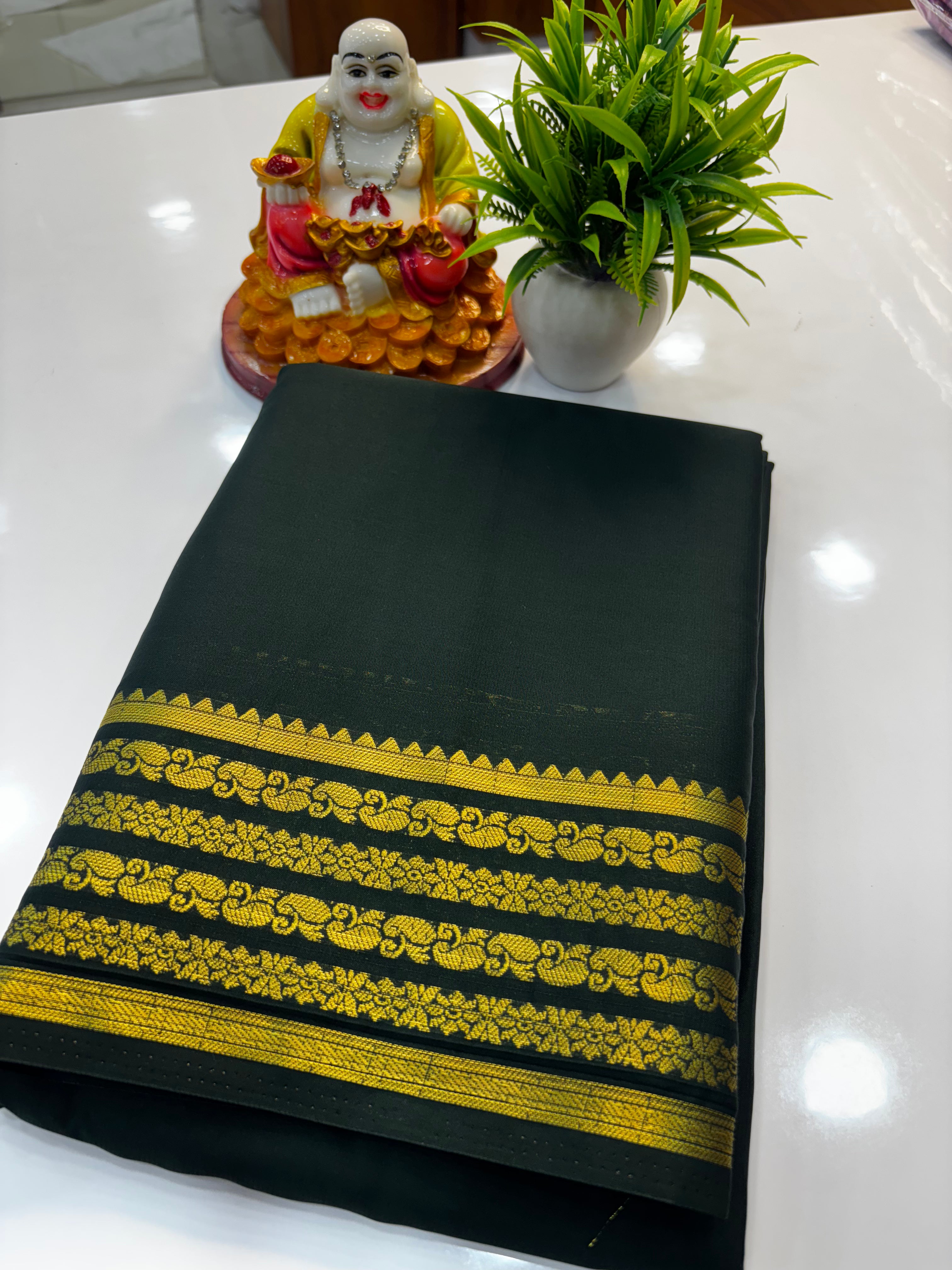 Mysore Crepe Silk Saree with Elegant Border