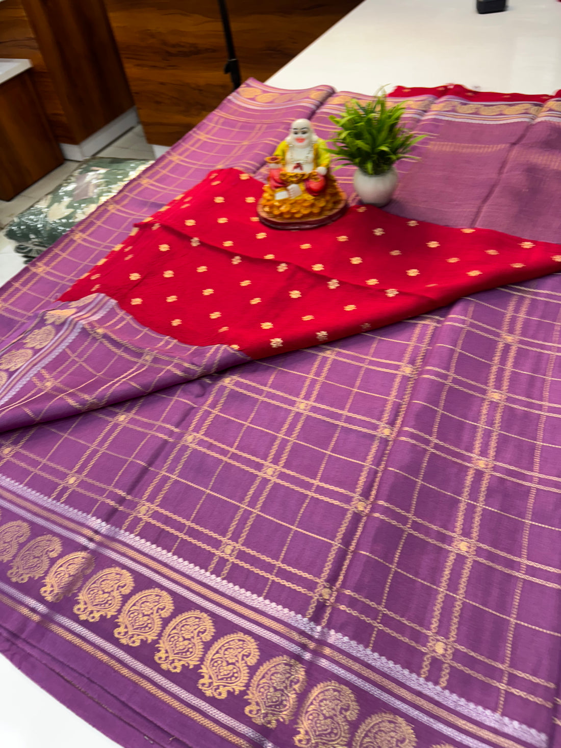 premium viscose saree with beautiful mango border with buttas blouse