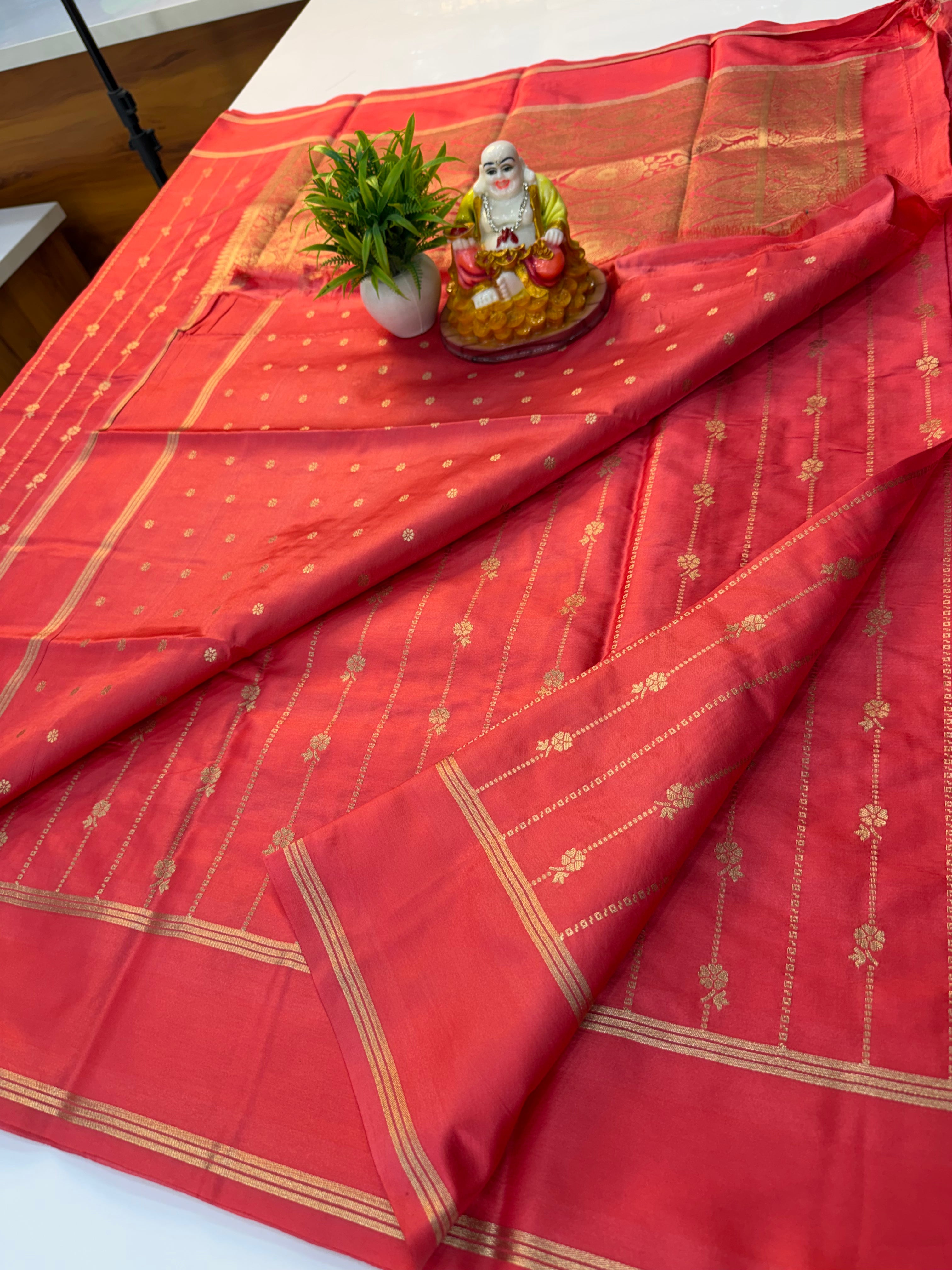 Premium Gajji Silk Saree with Stripes, Rich Pallu & Butta Blouse