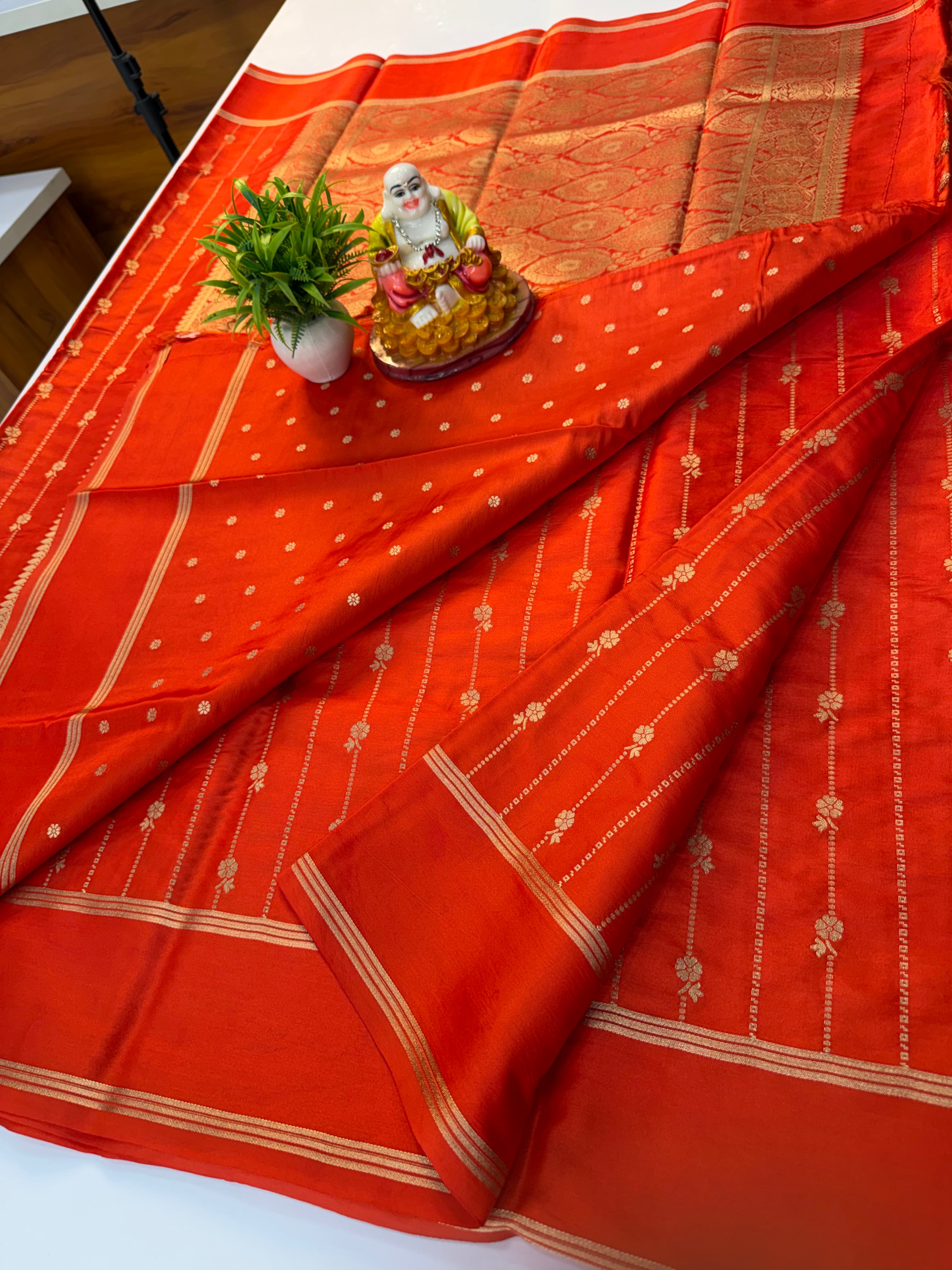 Premium Gajji Silk Saree with Stripes, Rich Pallu & Butta Blouse