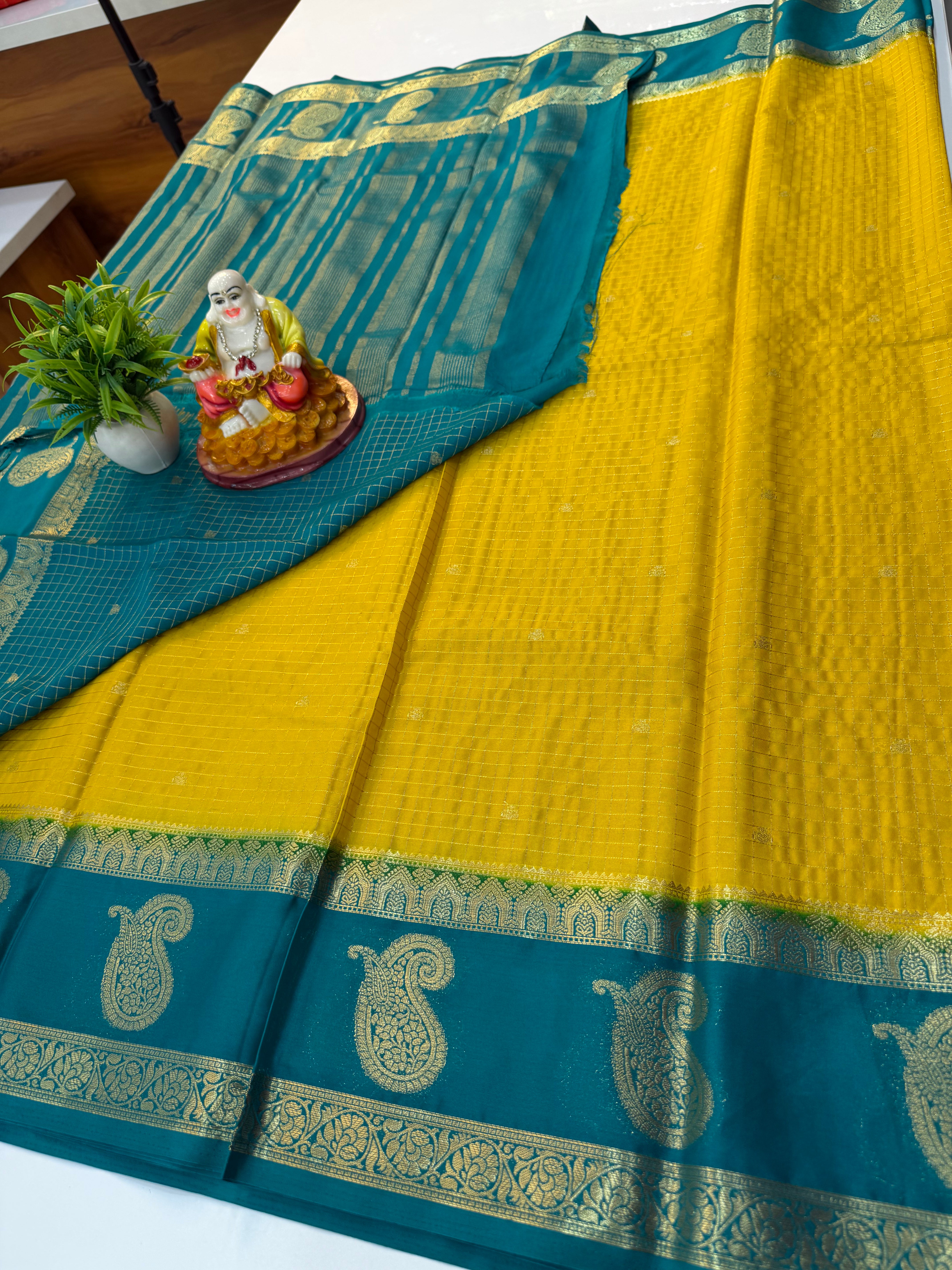 Premium Mysore Crepe Silk Saree with Checks, Buttas & Mango Bentex Border