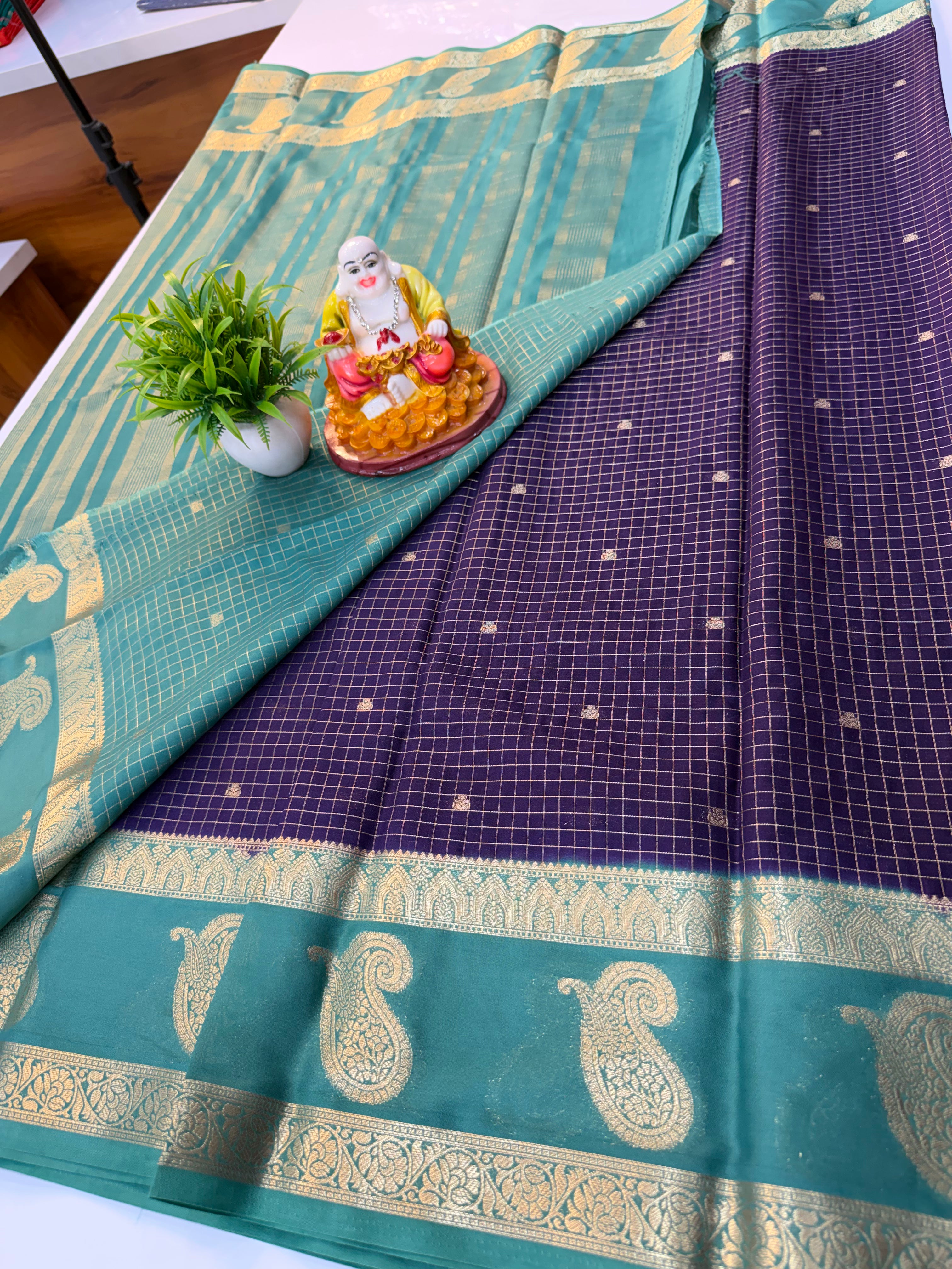 Premium Mysore Crepe Silk Saree with Checks, Buttas & Mango Bentex Border