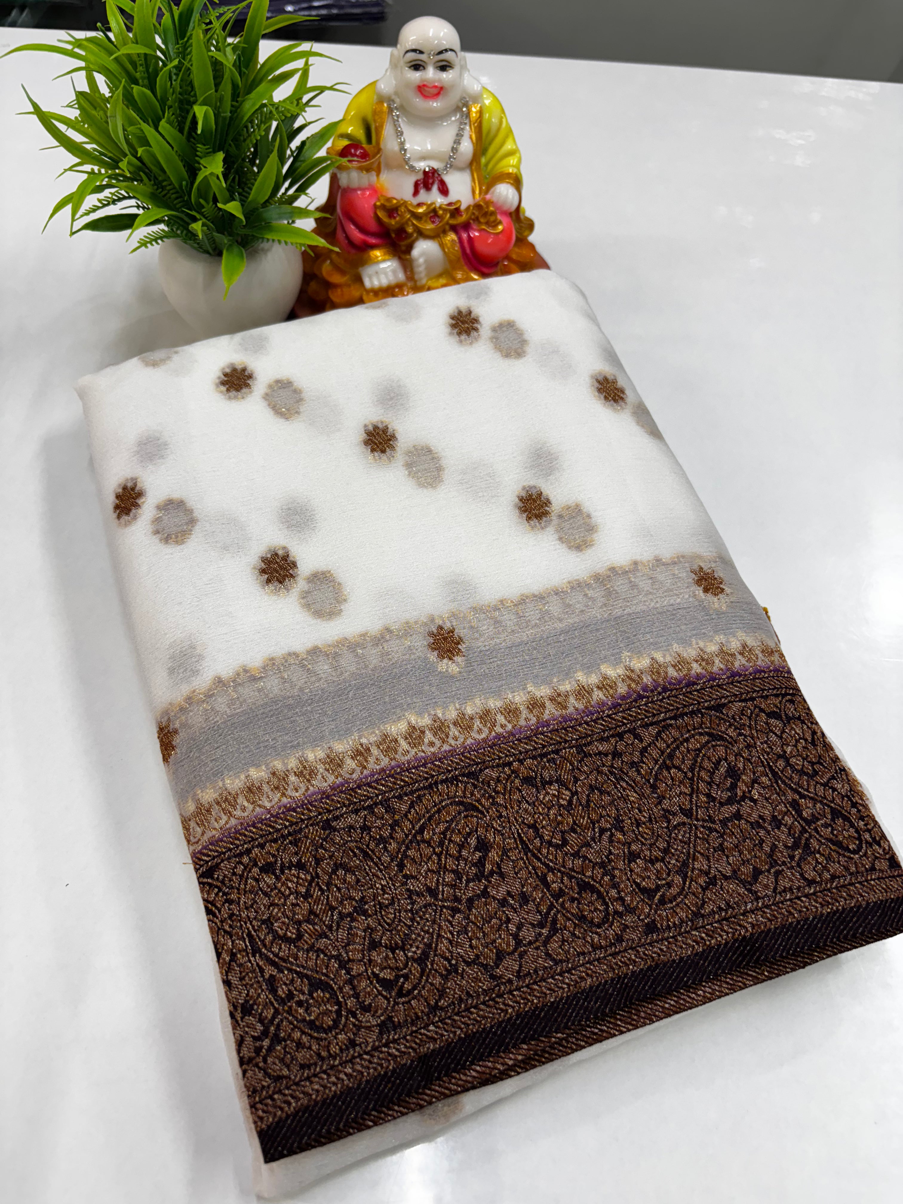 Premium Chiffon Saree with Beautiful Buttas & Rich Pallu