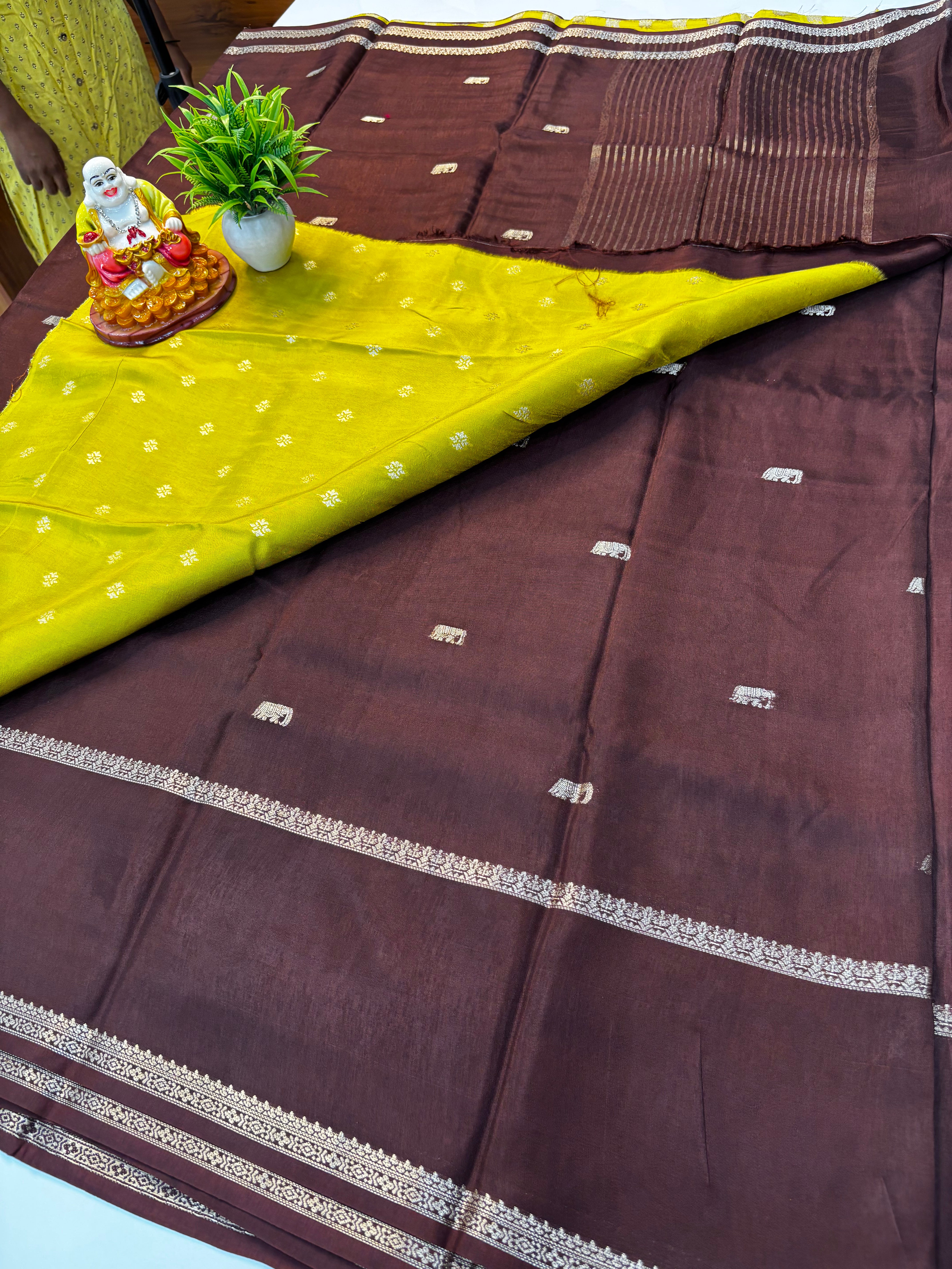 Premium Viscose Saree with Beautiful Elephant Buttas – Padmavathi Silks and Sarees