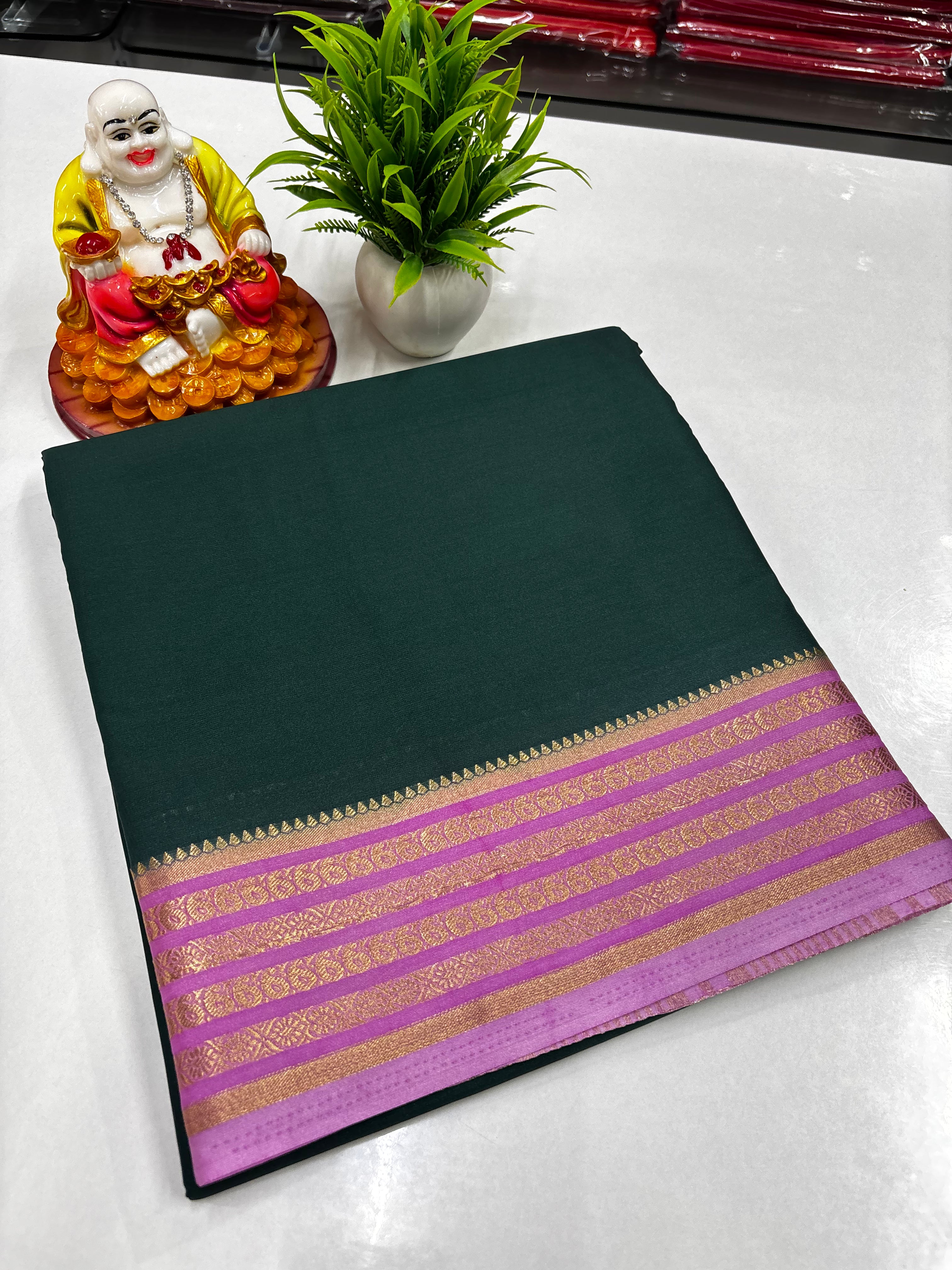 🌸 Mysore Crepe Silk Saree with Beautiful Contrast Border and  Rich Pallu 🌸