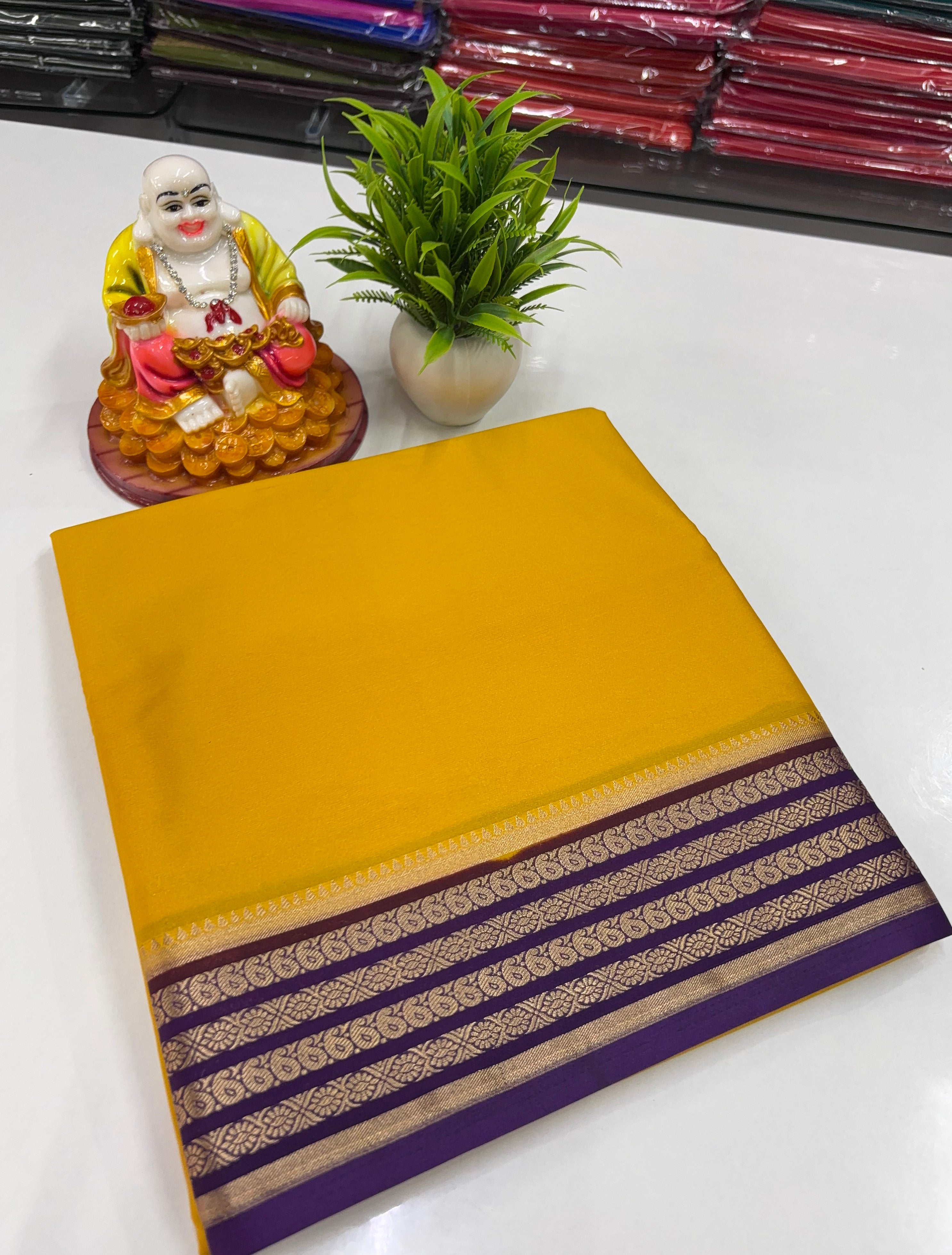 🌸 Mysore Crepe Silk Saree with Beautiful Contrast Border and  Rich Pallu 🌸