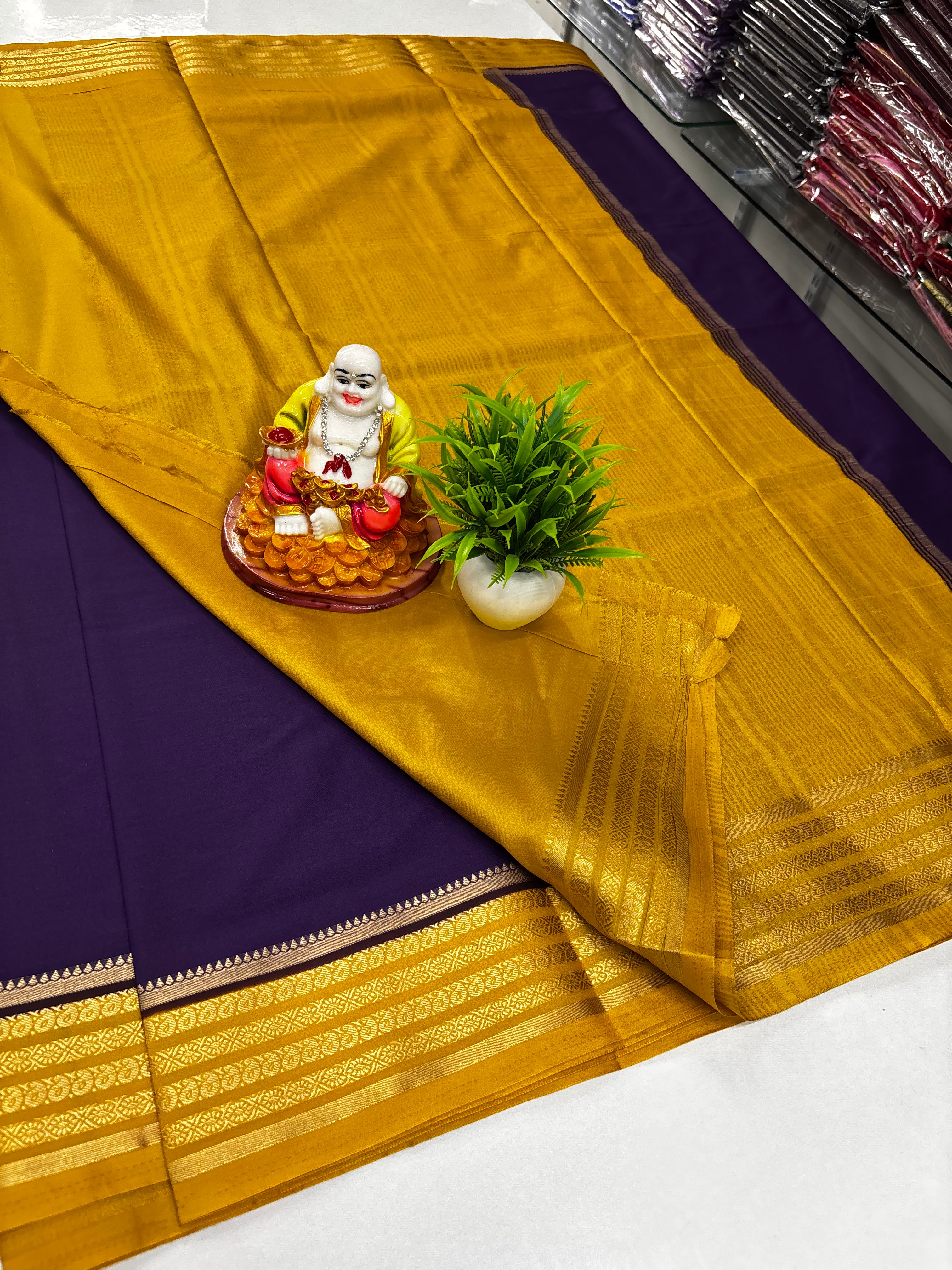 🌸 Mysore Crepe Silk Saree with Beautiful Contrast Border and  Rich Pallu 🌸