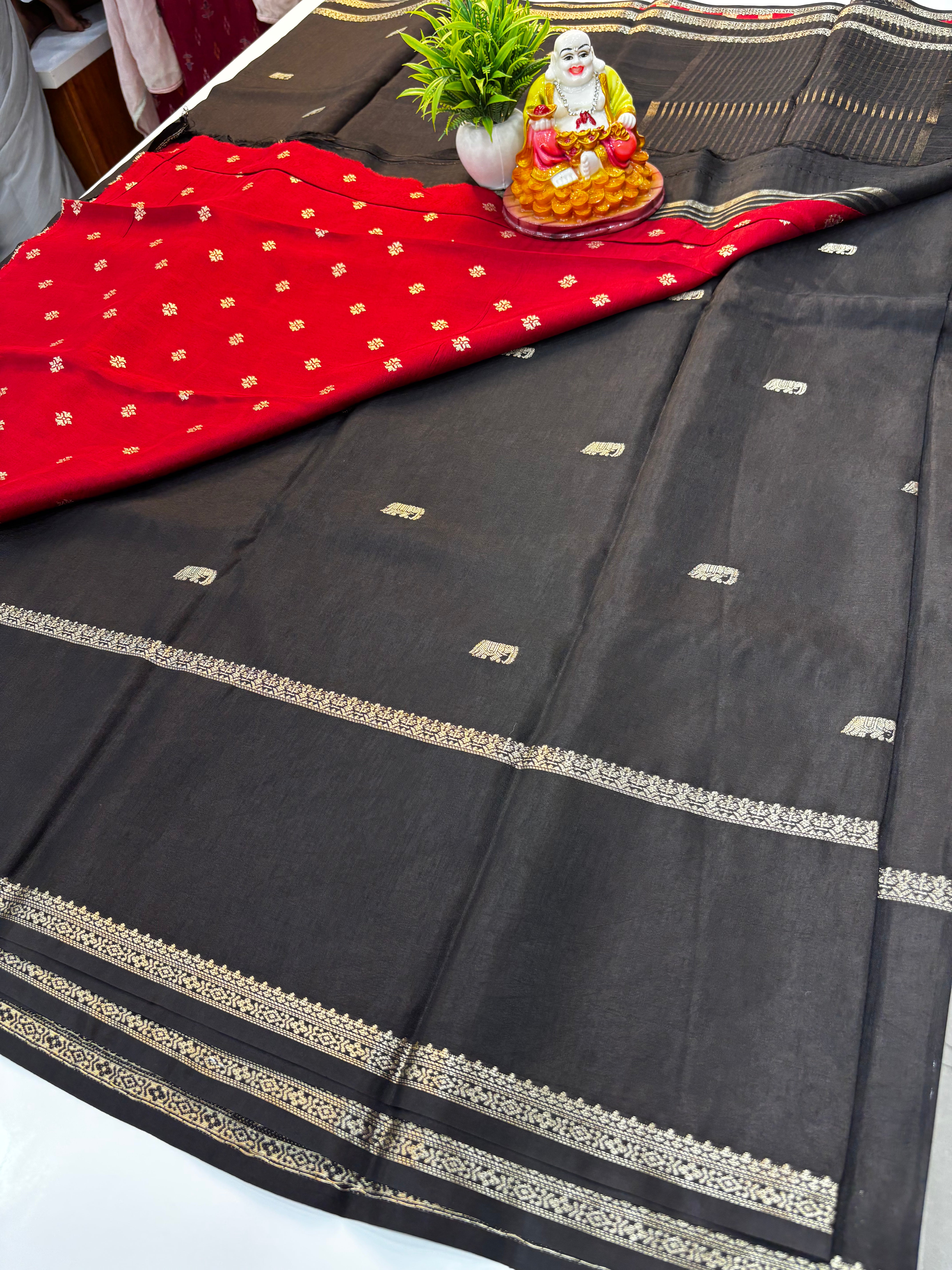 Premium Viscose Saree with Beautiful Elephant Buttas – Padmavathi Silks and Sarees