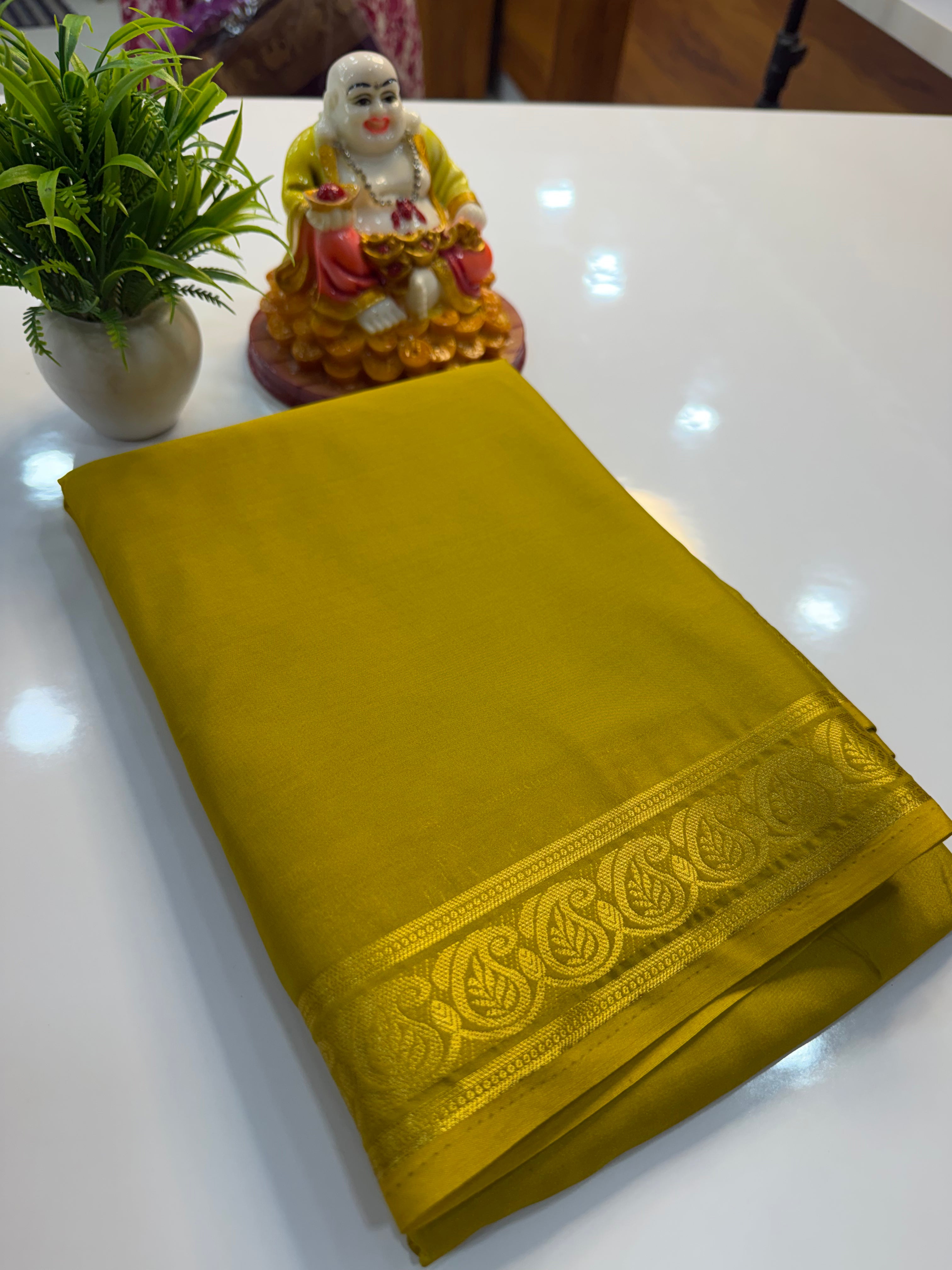 Mysore Crepe Silk Saree with Beautiful Mango Border
