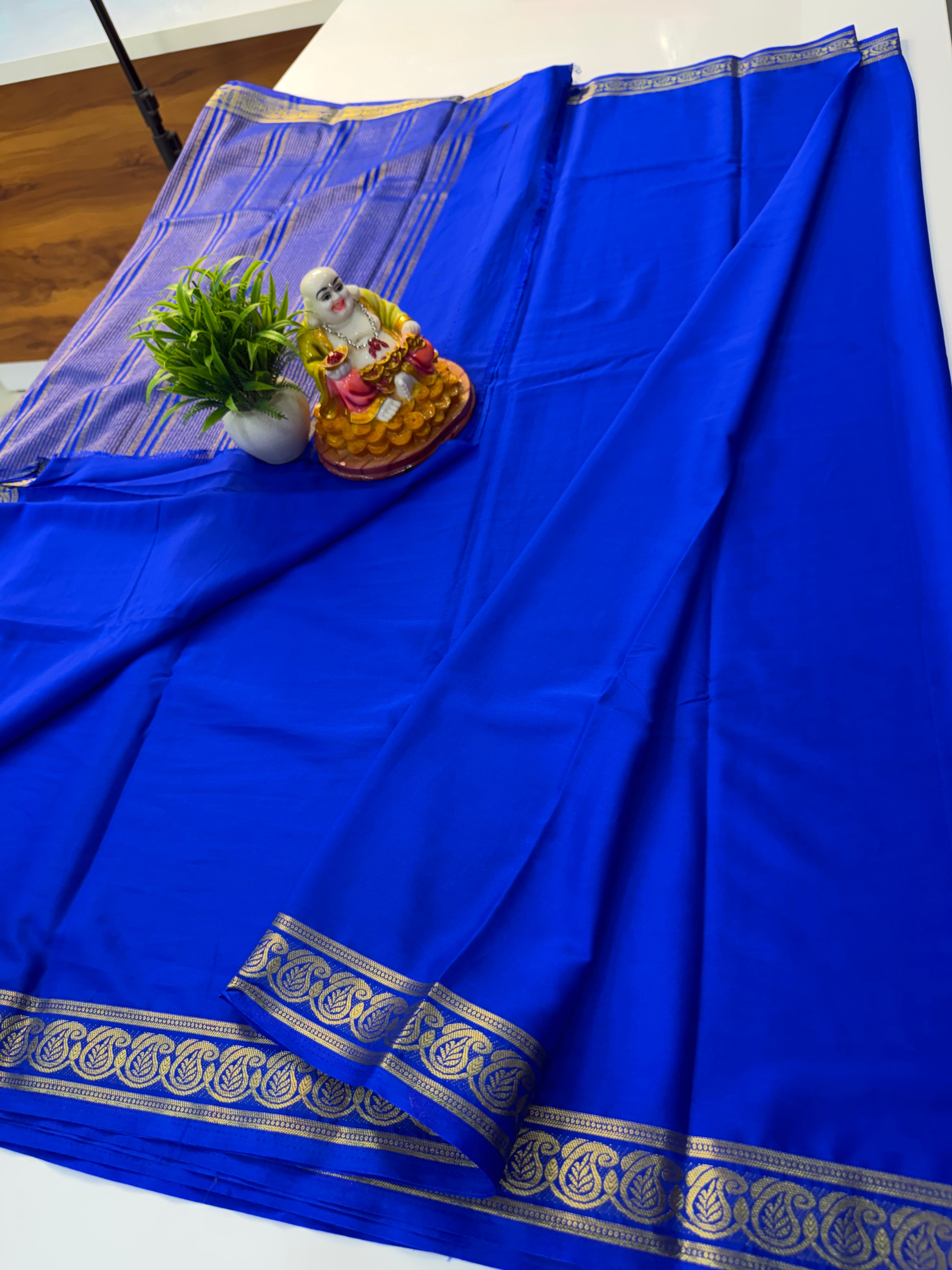 Mysore Crepe Silk Saree with Beautiful Mango Border
