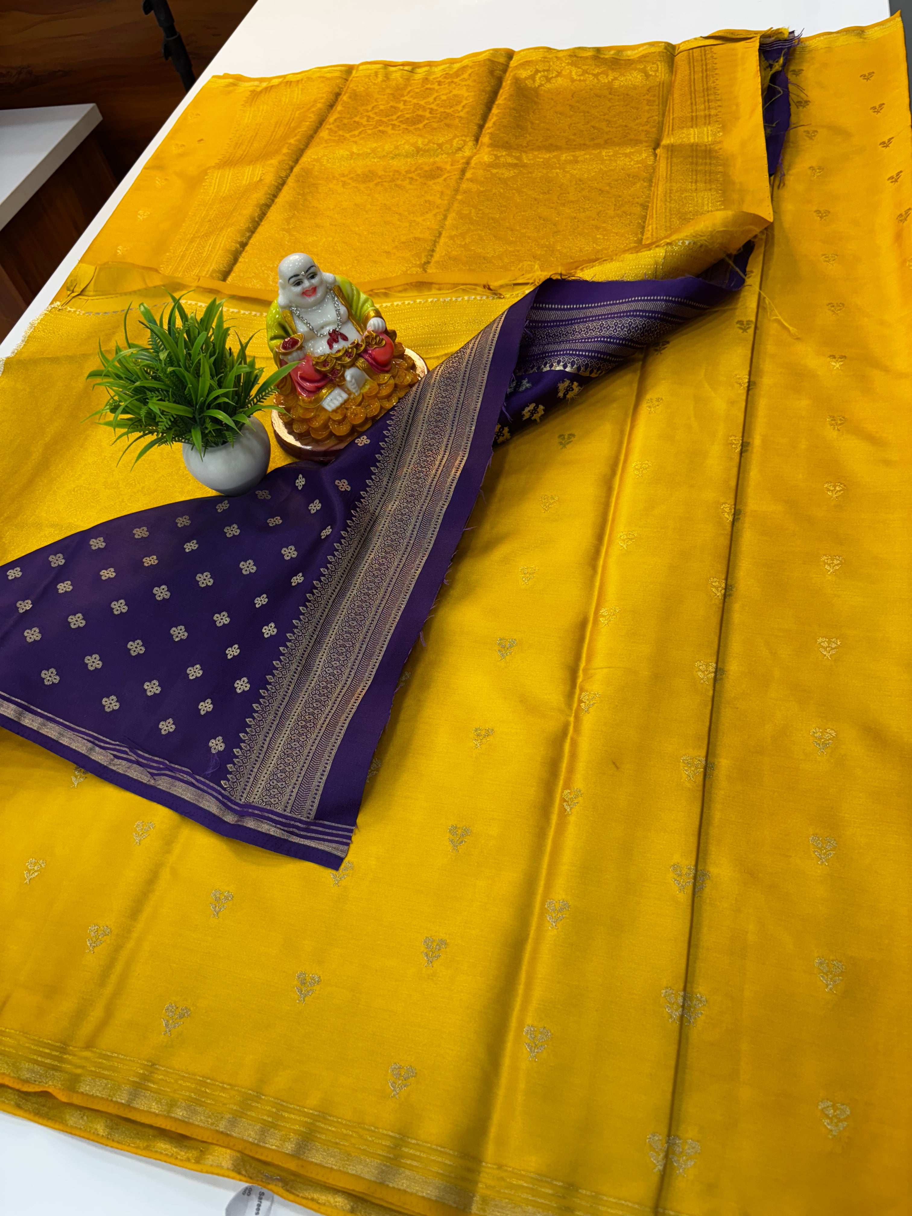 Premium Gajji Silk Saree with Rich Pallu & Contrast Blouse
