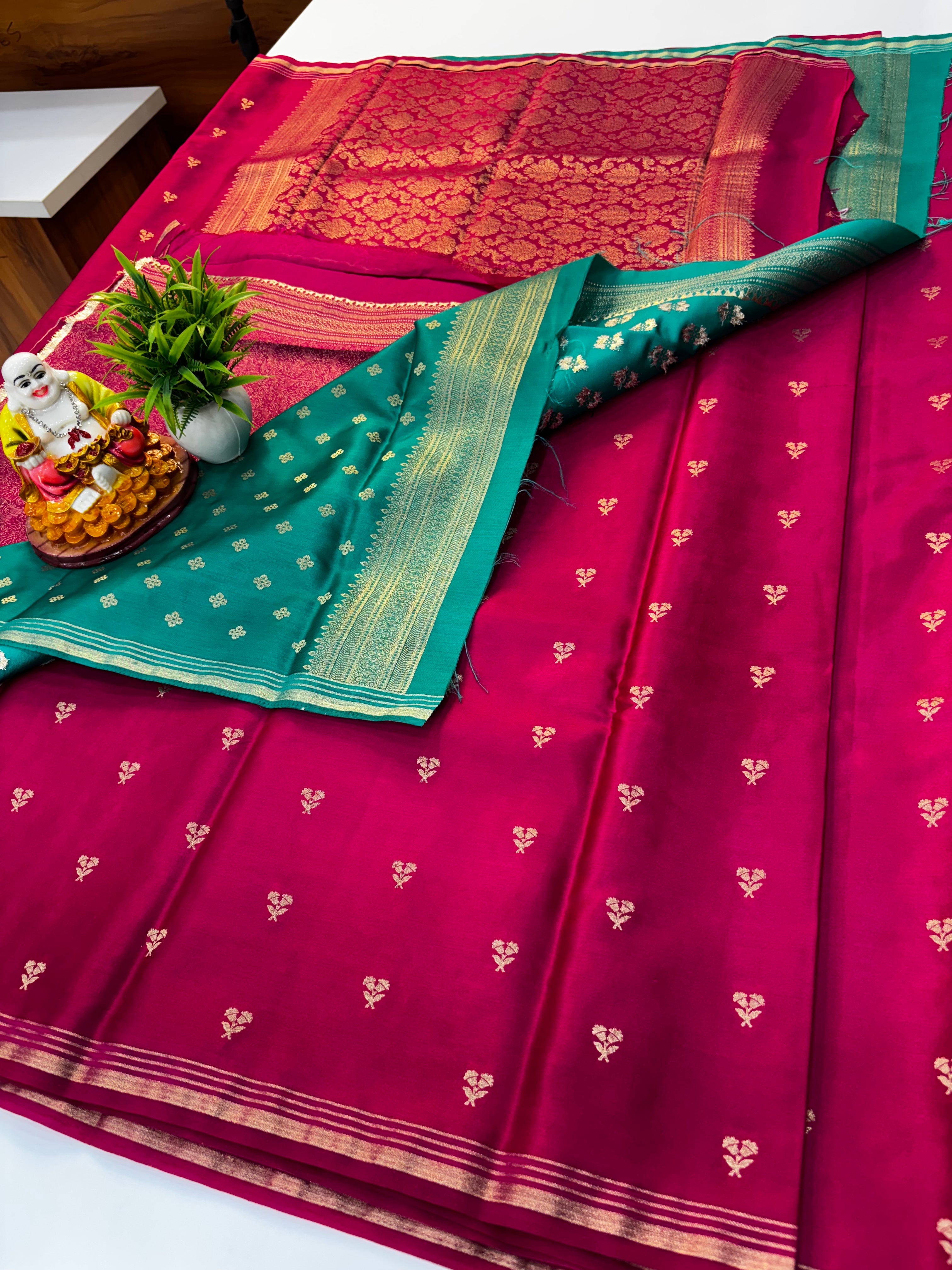Premium Gajji Silk Saree with Rich Pallu & Contrast Blouse