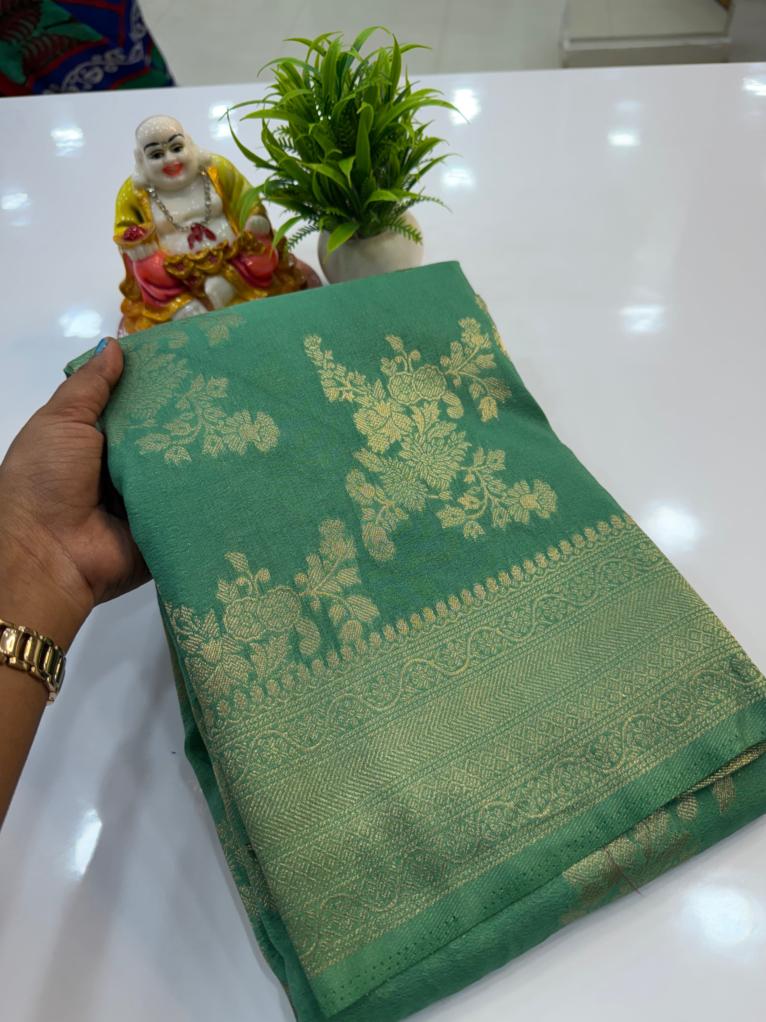 Jaal Pattern Georgette Saree with Rich Pallu & Butta Blouse | Padmavathi Silks and Sarees Product Description