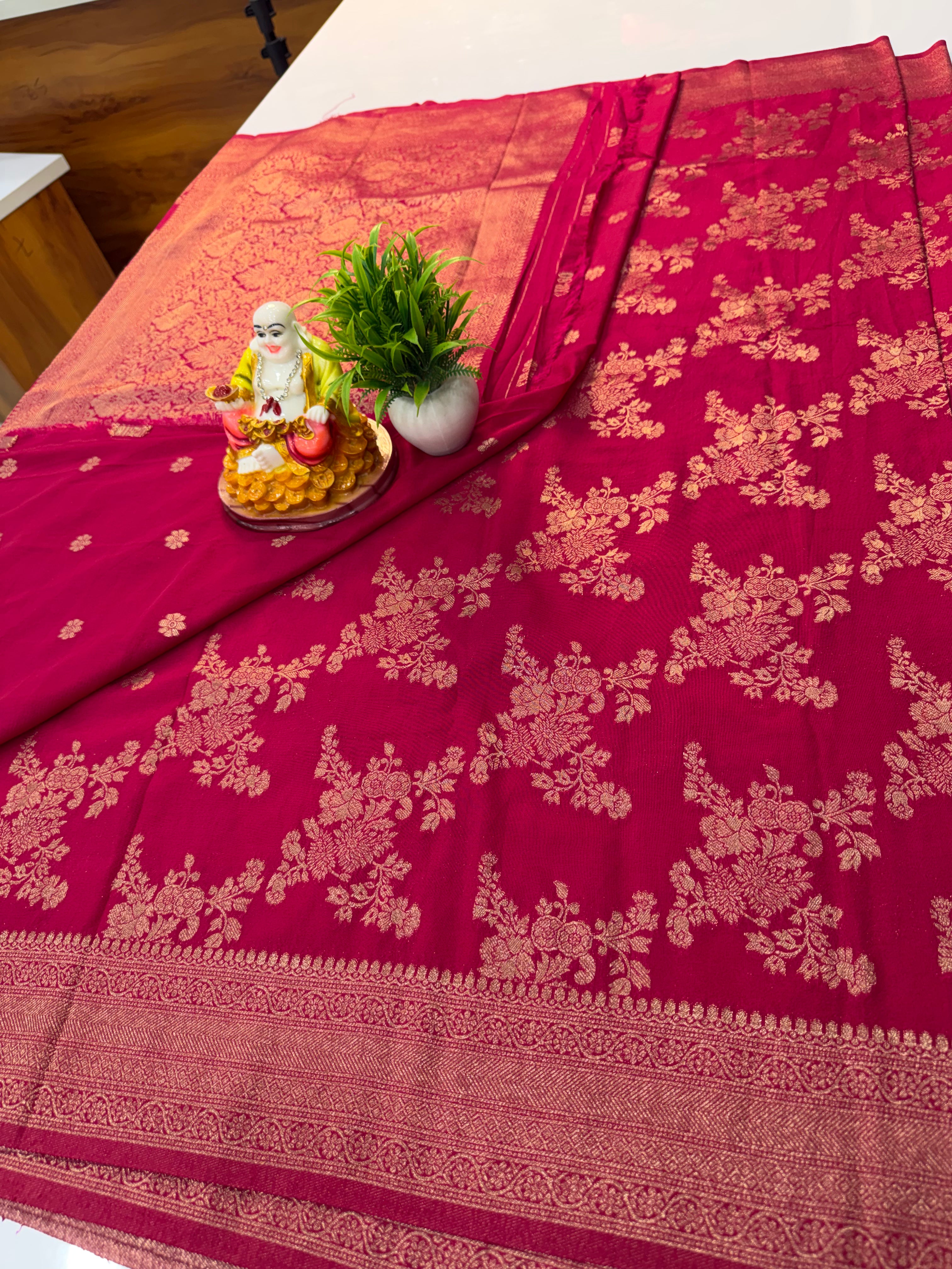 Jaal Pattern Georgette Saree with Rich Pallu & Butta Blouse | Padmavathi Silks and Sarees Product Description