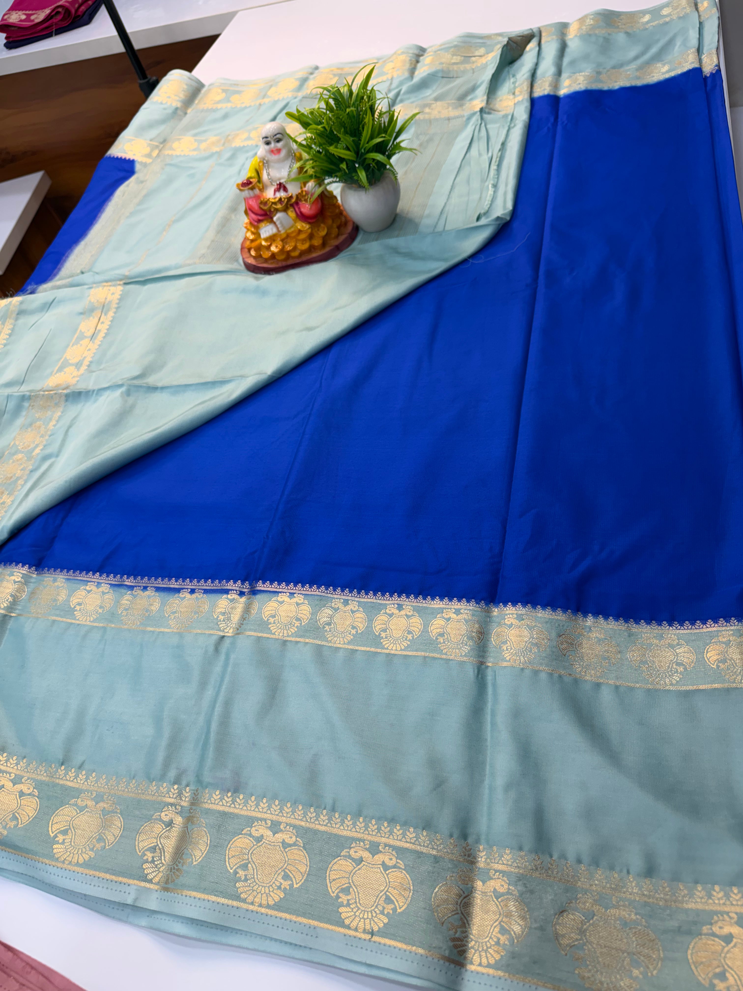 Mysore Crepe Silk Saree with Ganda Berunda Design & Bentex Border