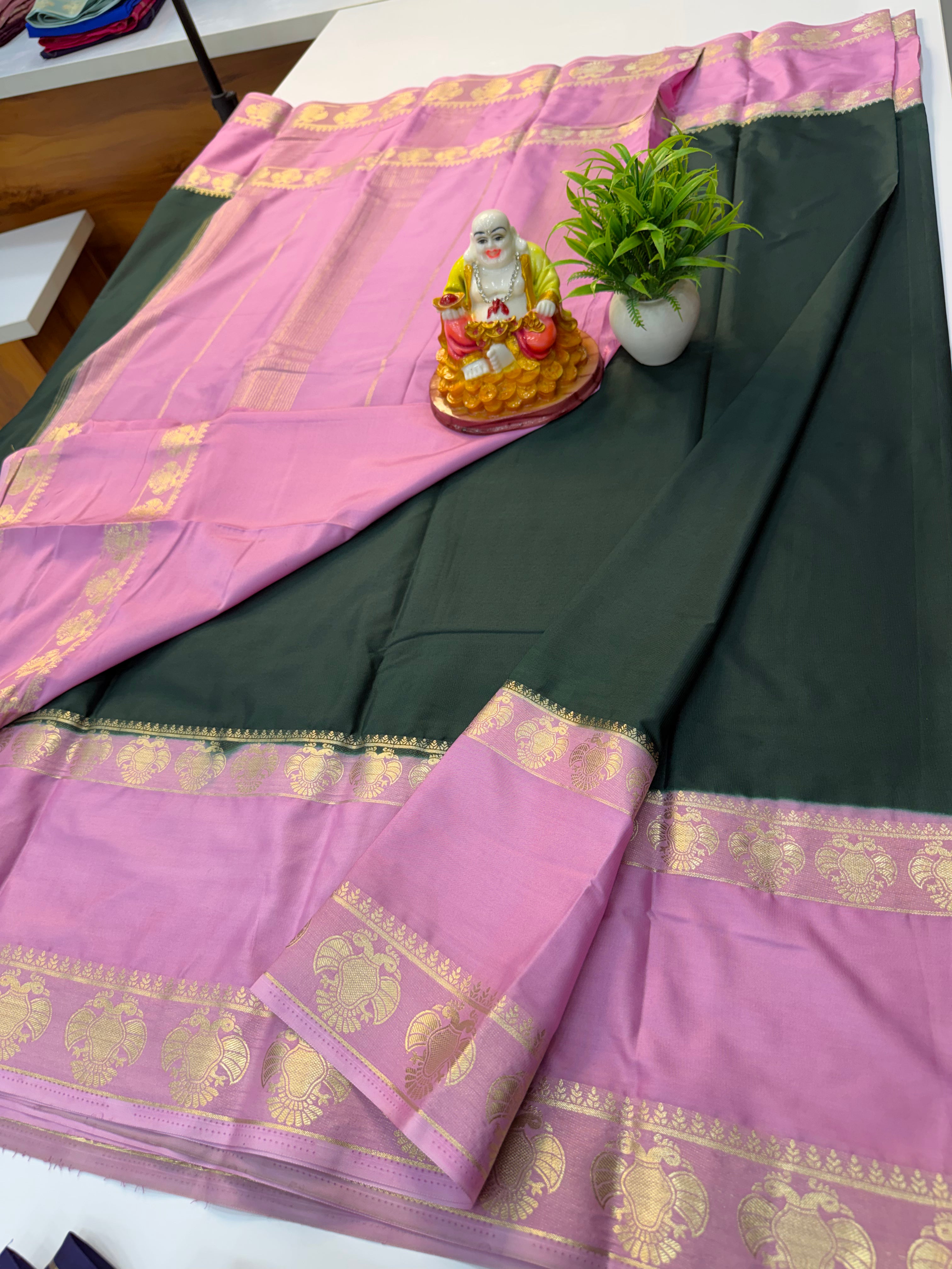 Mysore Crepe Silk Saree with Ganda Berunda Design & Bentex Border