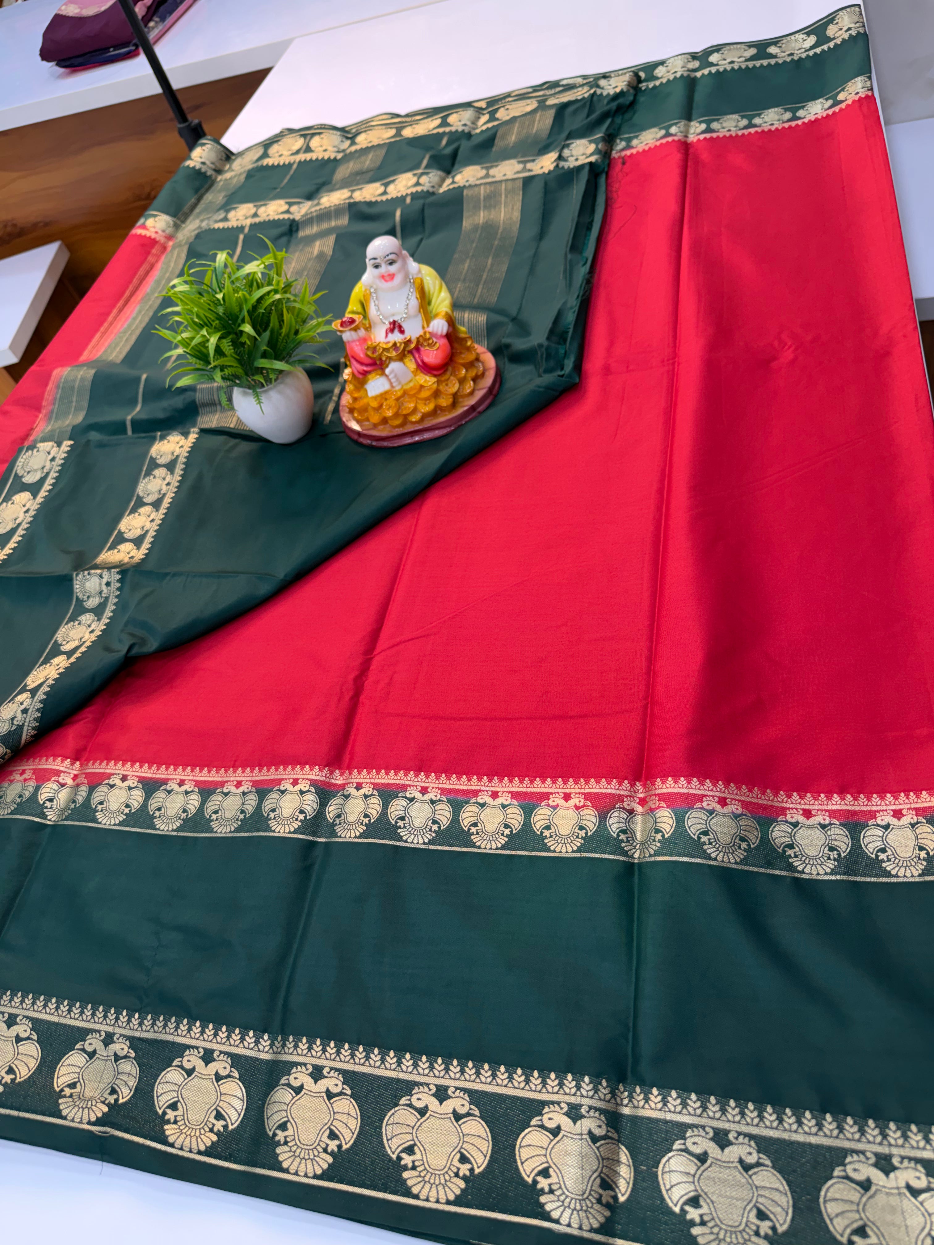 Mysore Crepe Silk Saree with Ganda Berunda Design & Bentex Border
