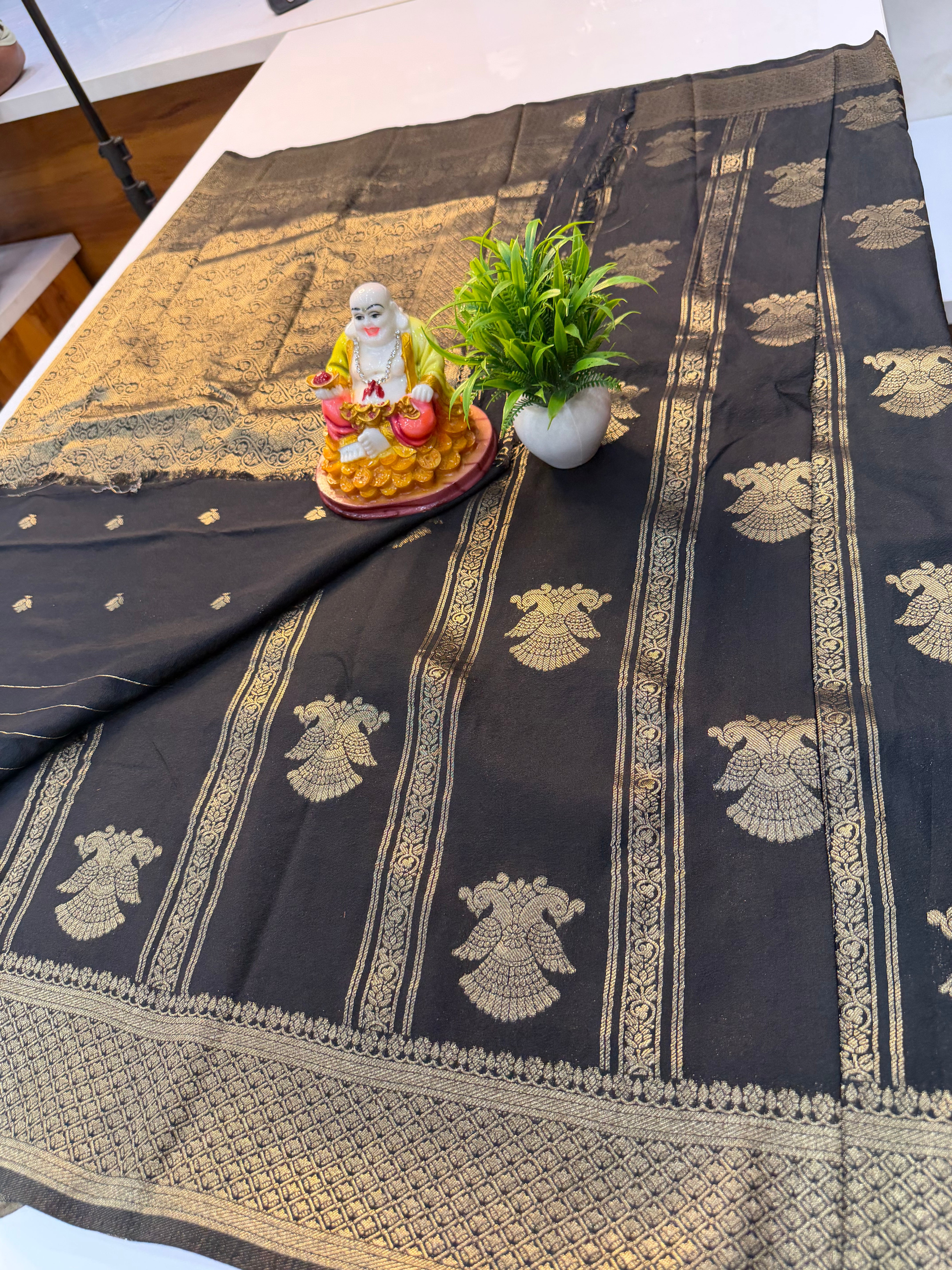 georgette saree with ganda berunda design with rich pallu