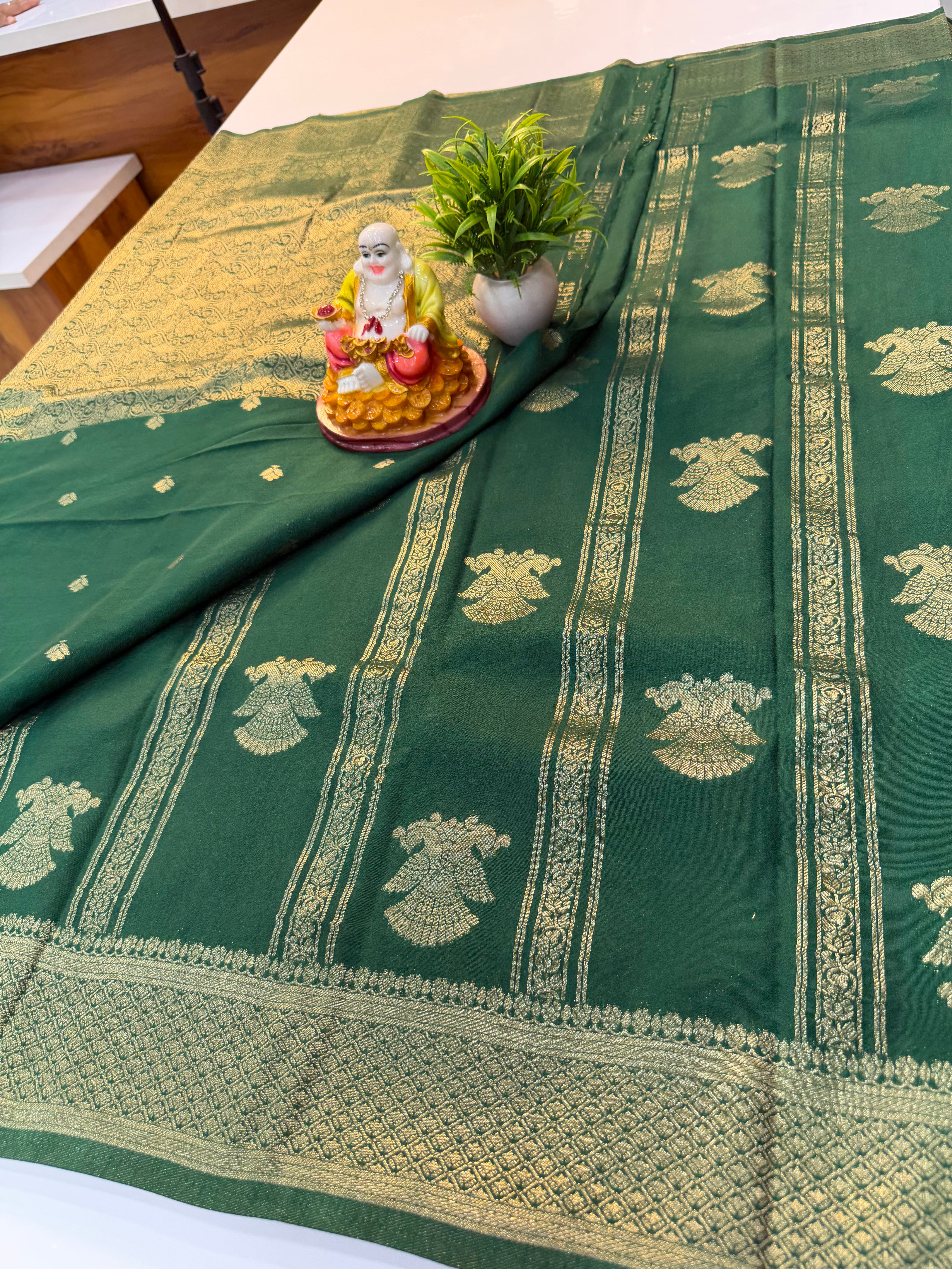 georgette saree with ganda berunda design with rich pallu
