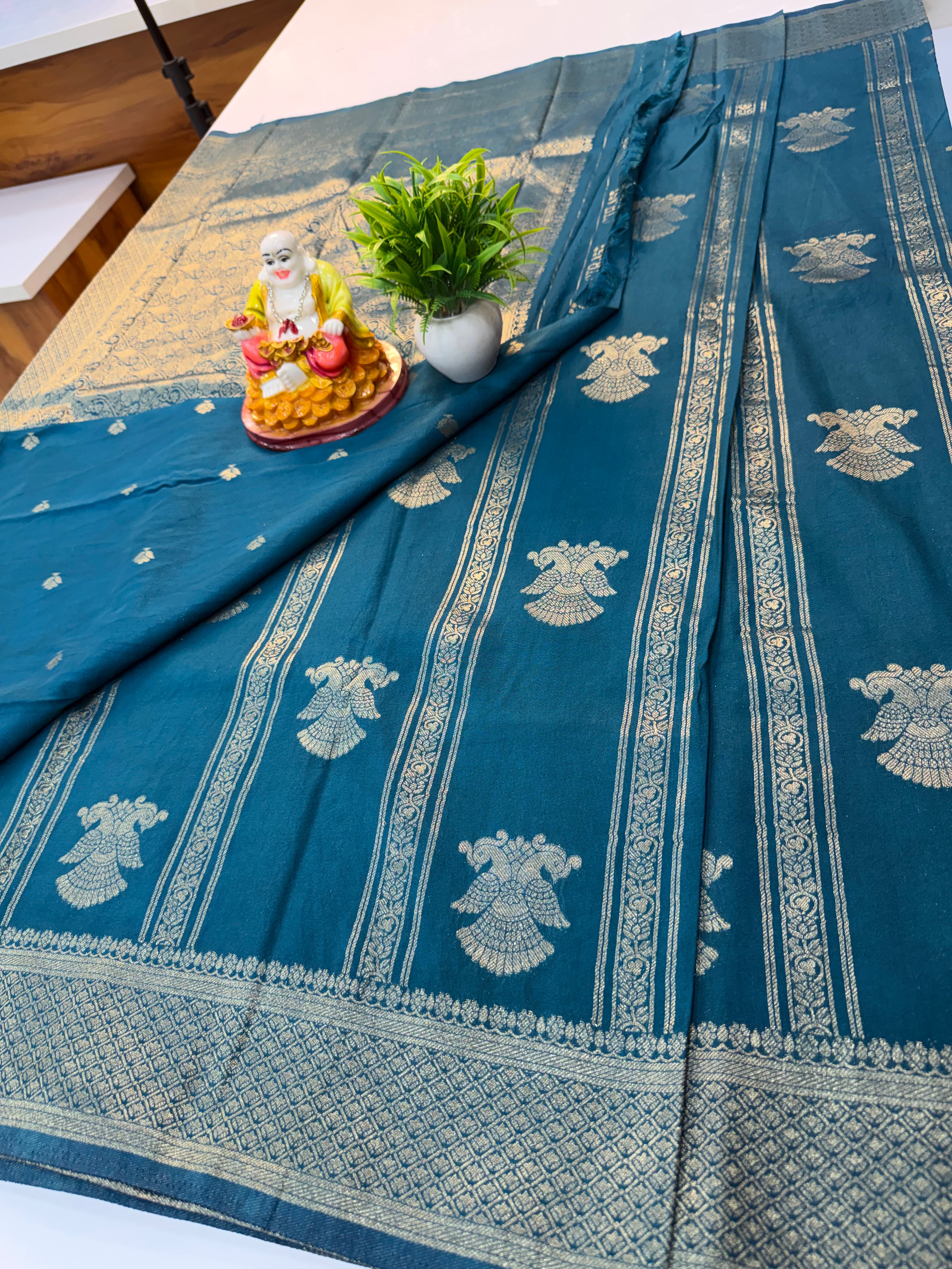 georgette saree with ganda berunda design with rich pallu