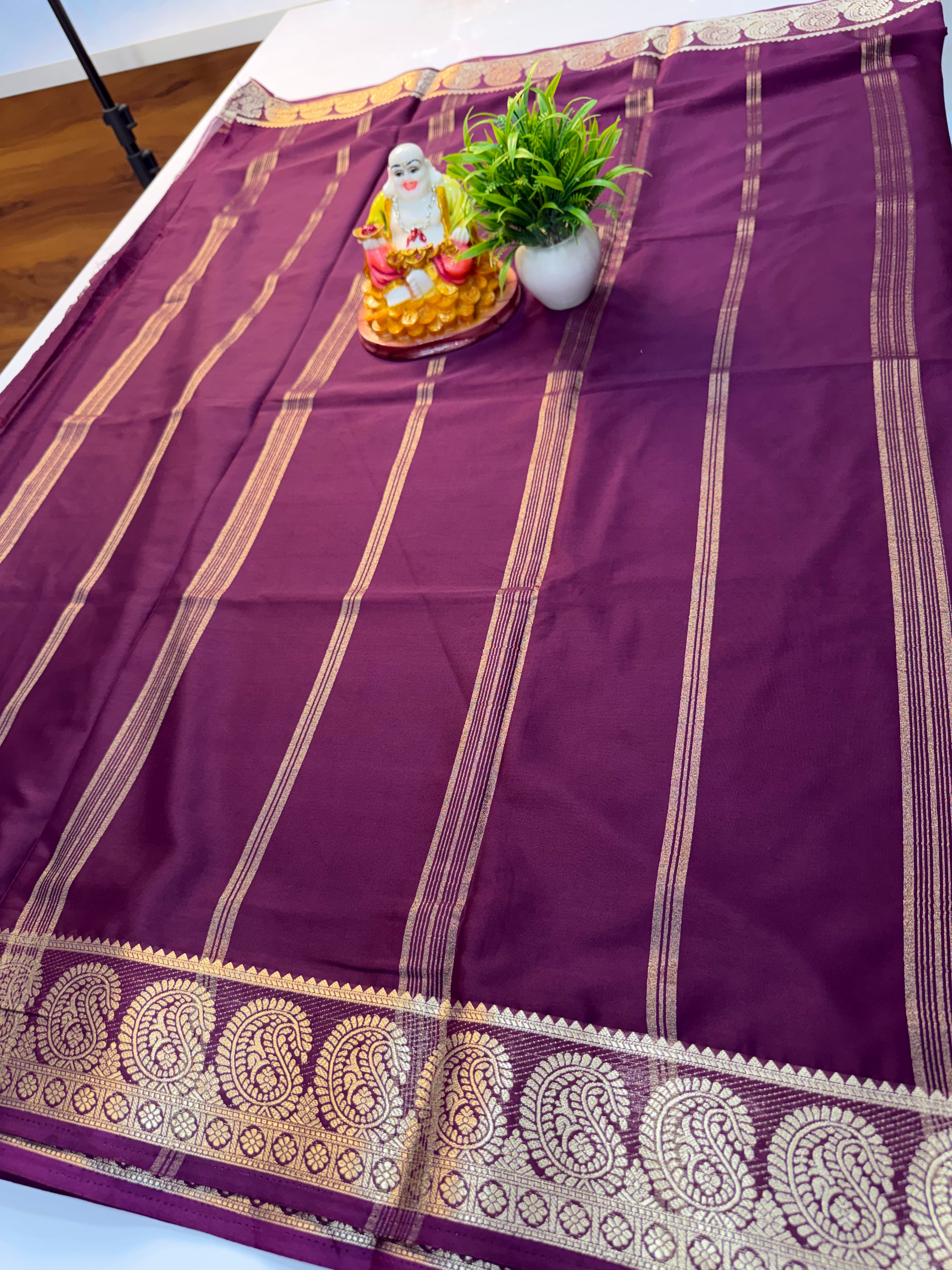 Premium Mysore Crepe Silk Saree with Beautiful Mango Border & Chit Pallu | Padmavathi Silks and Sarees