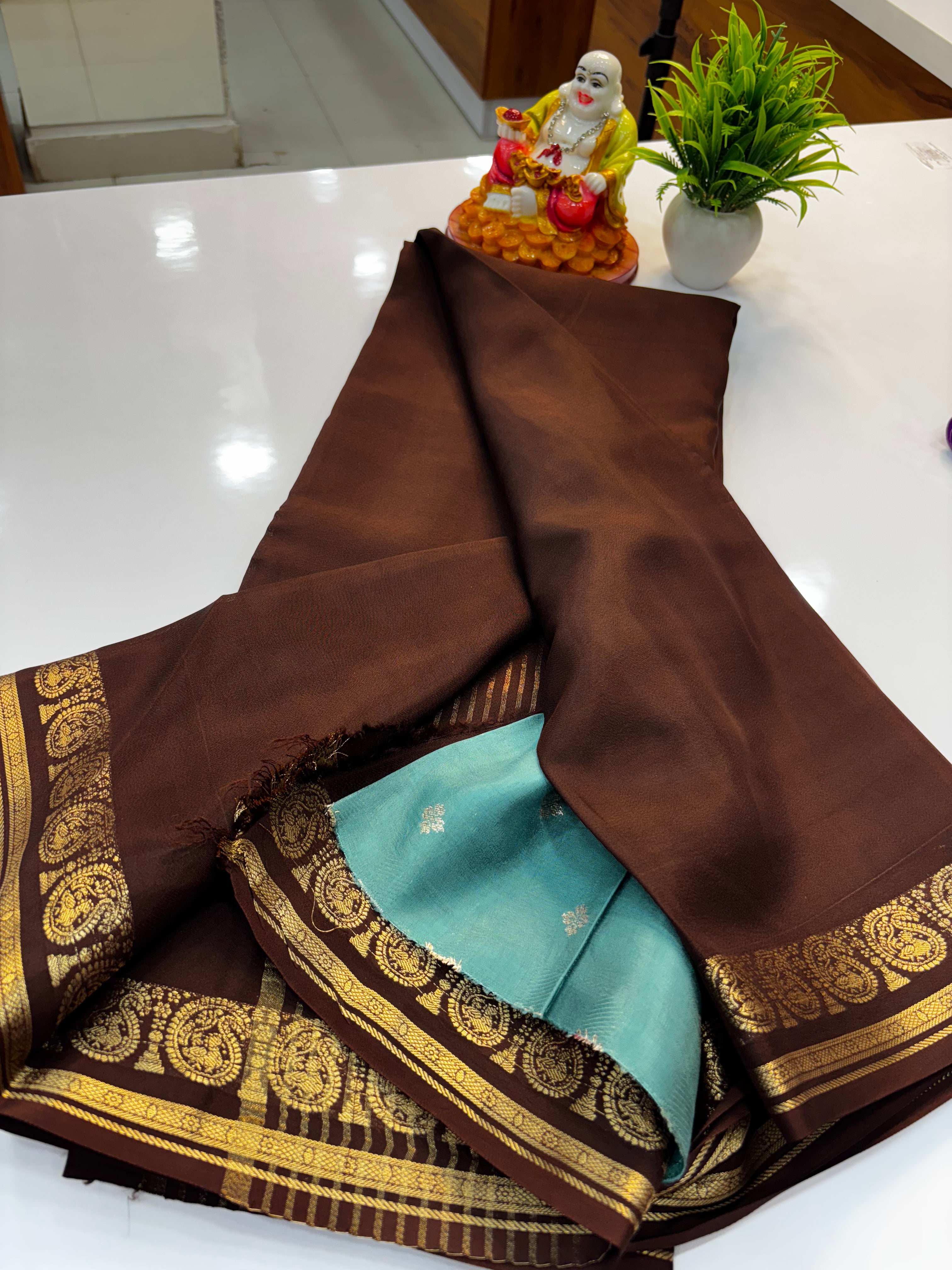Premium Viscose Saree with Mango Border & Contrast Blouse – Padmavathi Silks and Sarees