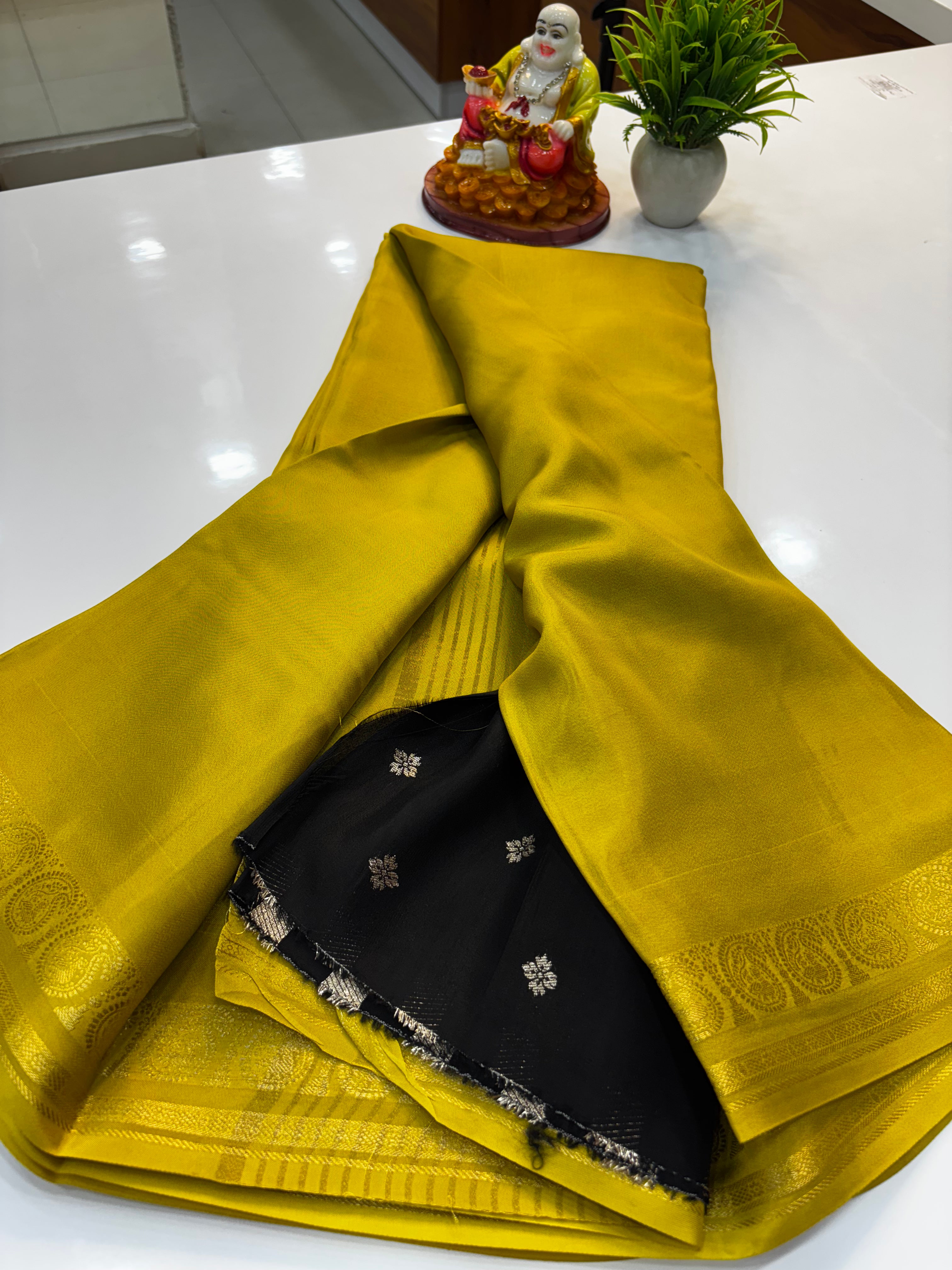 Premium Viscose Saree with Mango Border & Contrast Blouse – Padmavathi Silks and Sarees