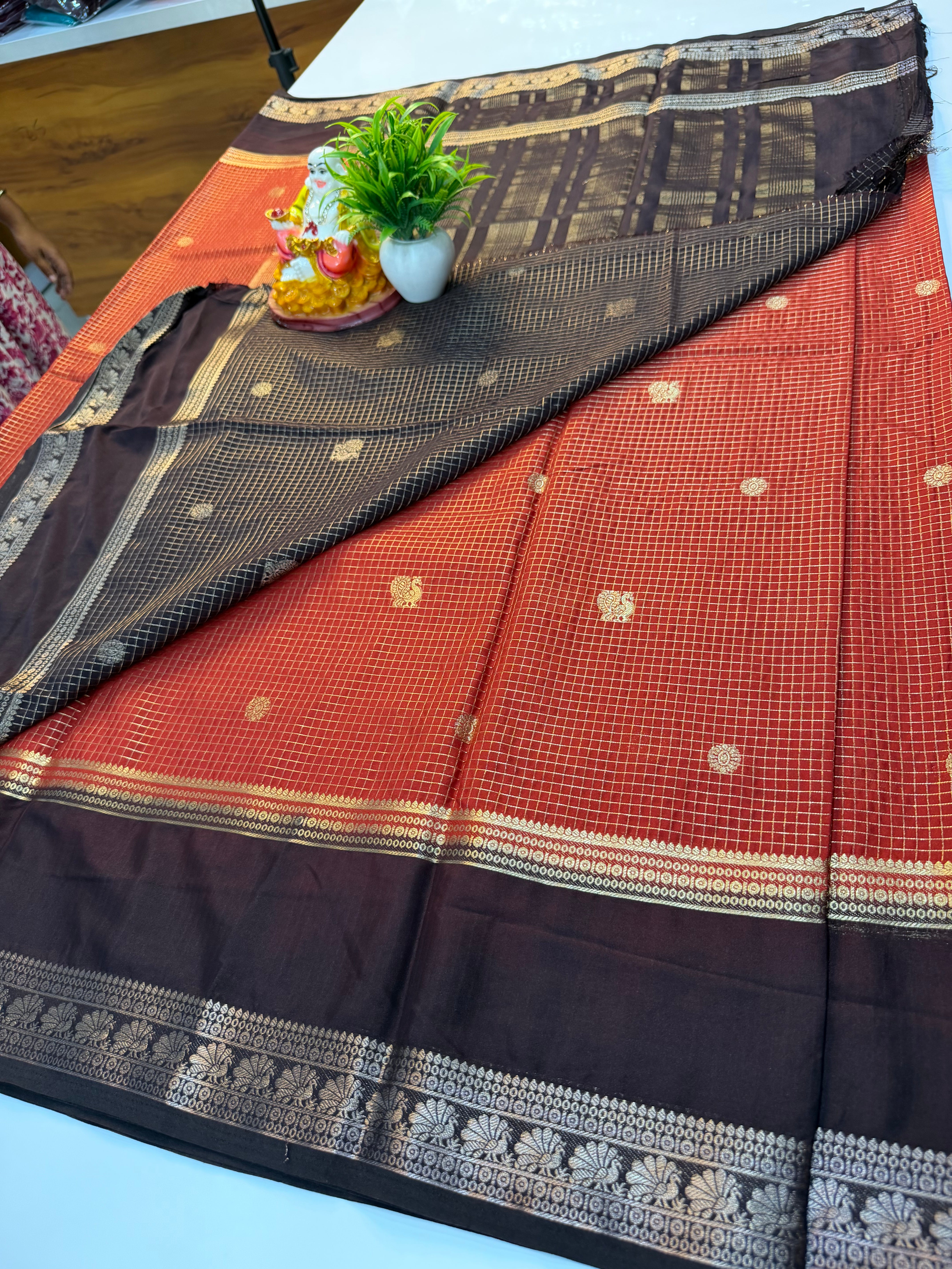 Premium Mysore Crepe Silk Saree with Checks & Peacock Design | Contrast Pallu & Blouse