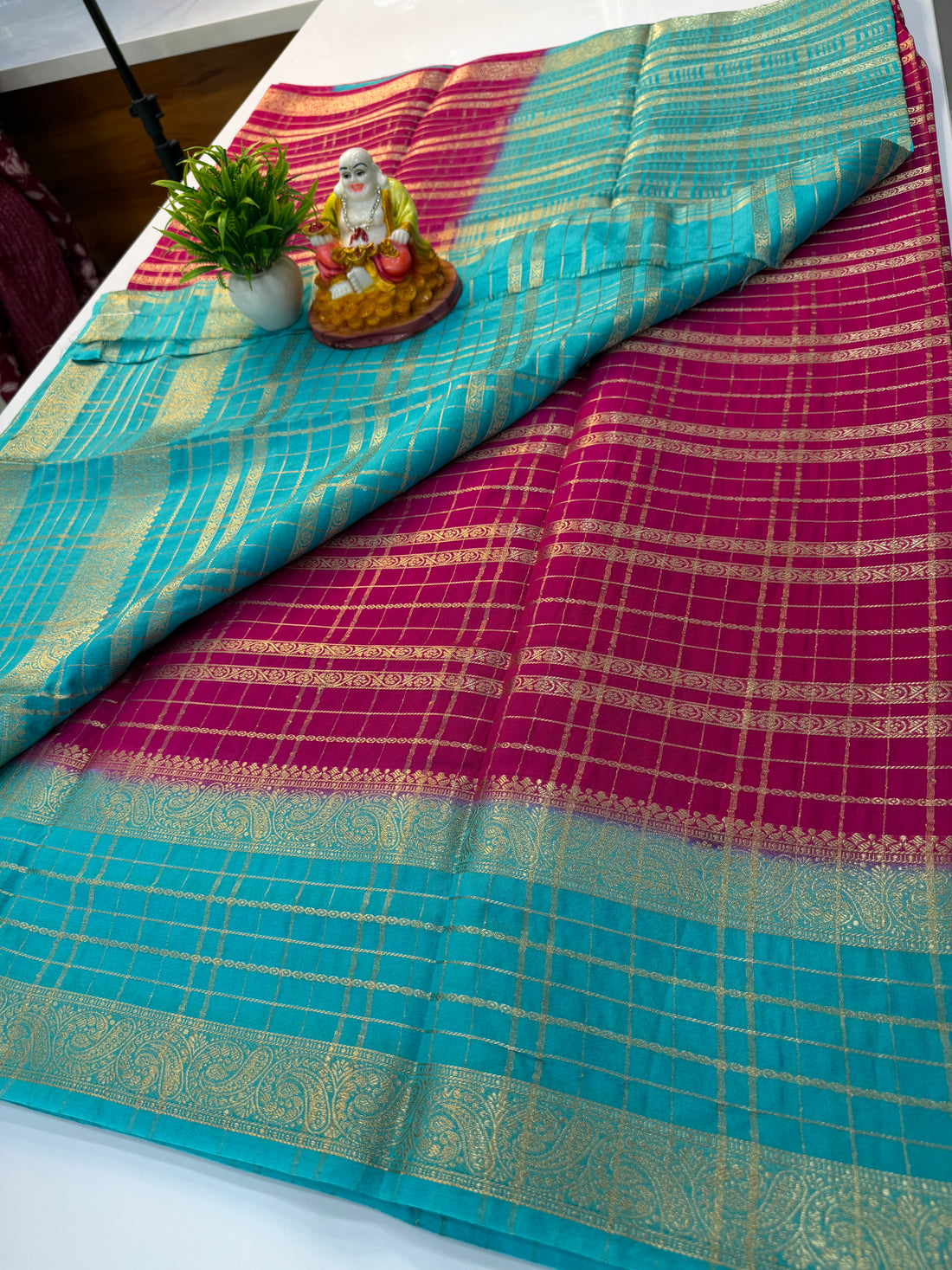 Mysore Crepe Silk Saree with Elegant Checks pattern