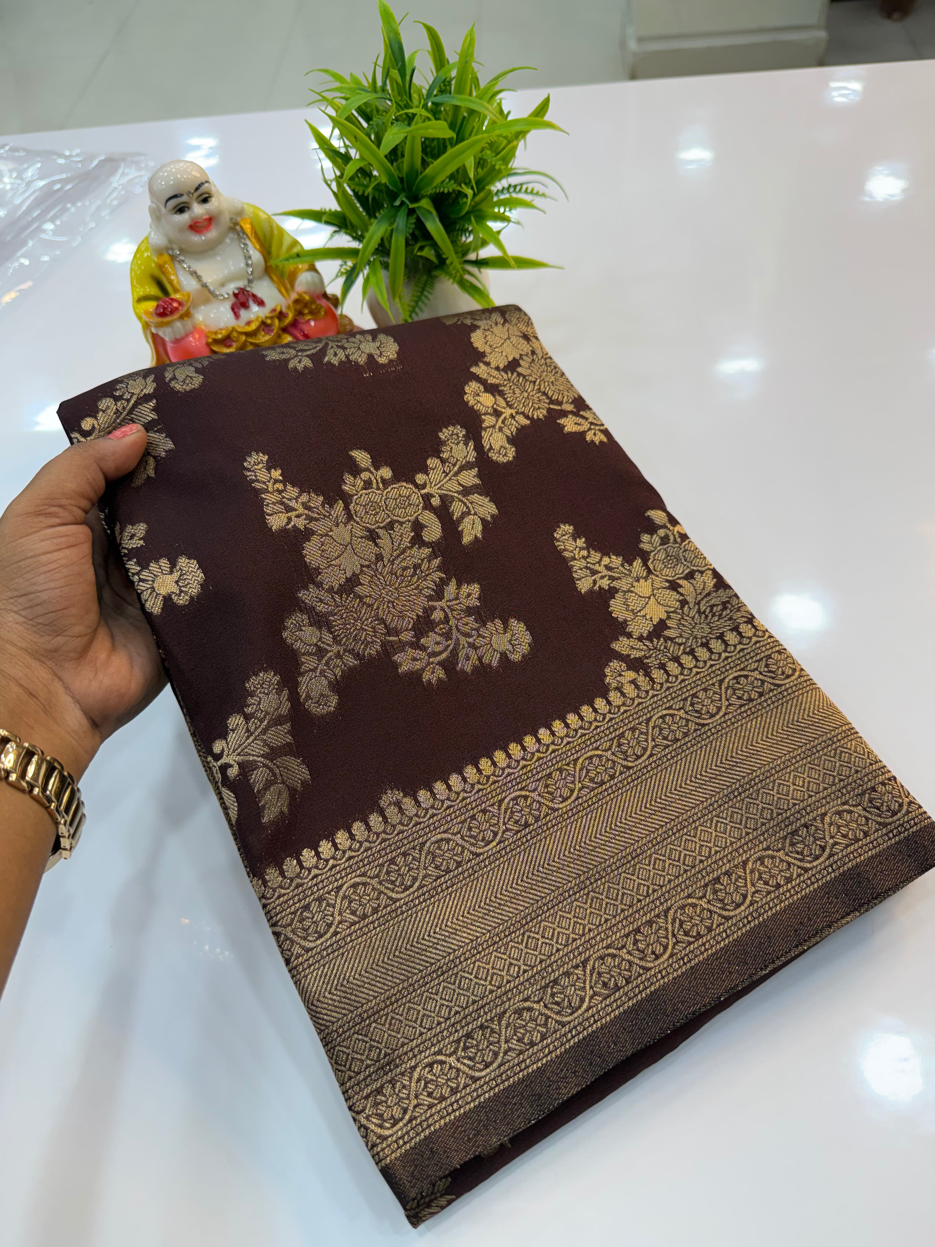 Jaal Pattern Georgette Saree with Rich Pallu &amp; Butta Blouse | Padmavathi Silks and Sarees