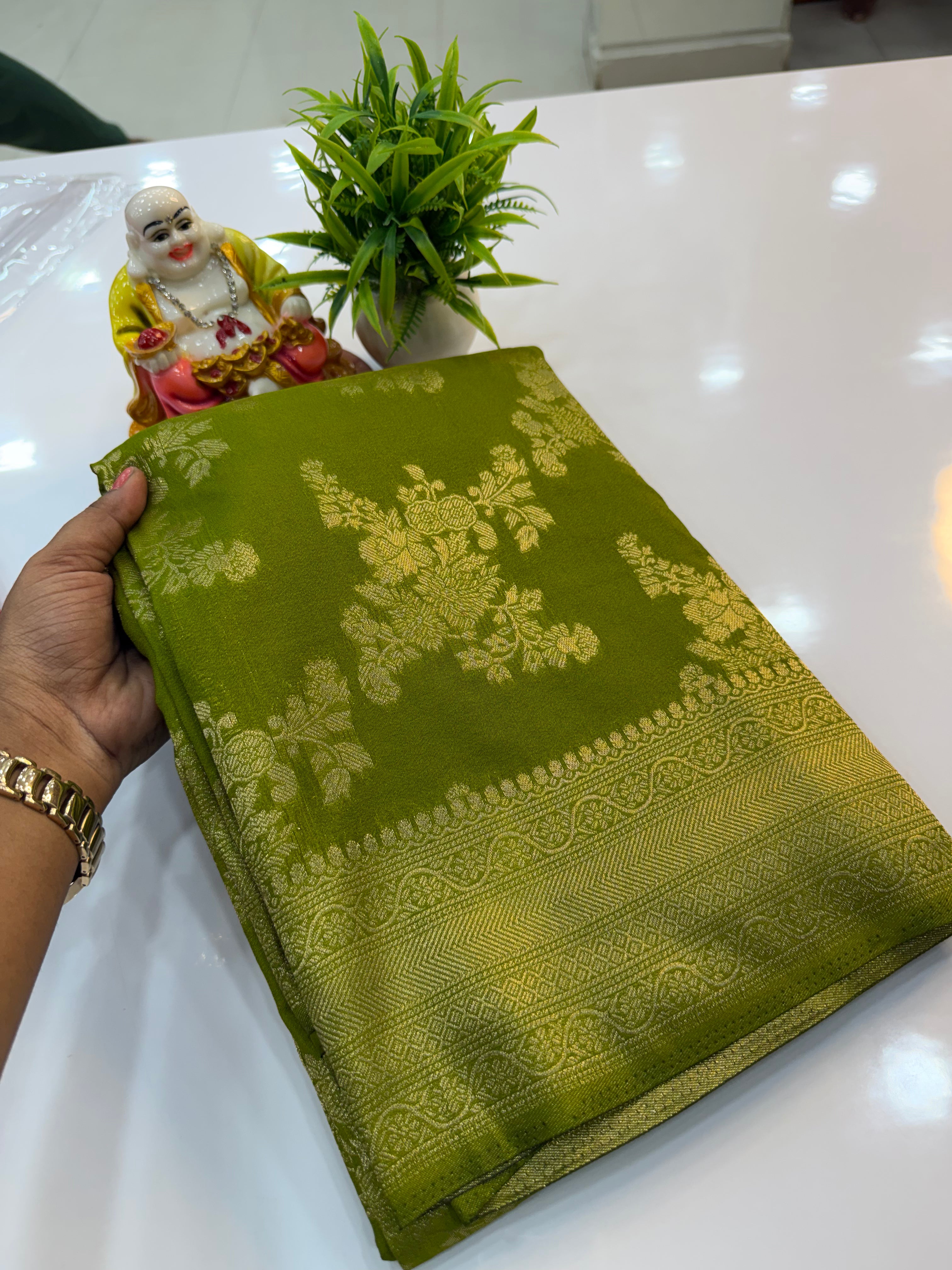 Jaal Pattern Georgette Saree with Rich Pallu &amp; Butta Blouse | Padmavathi Silks and Sare….