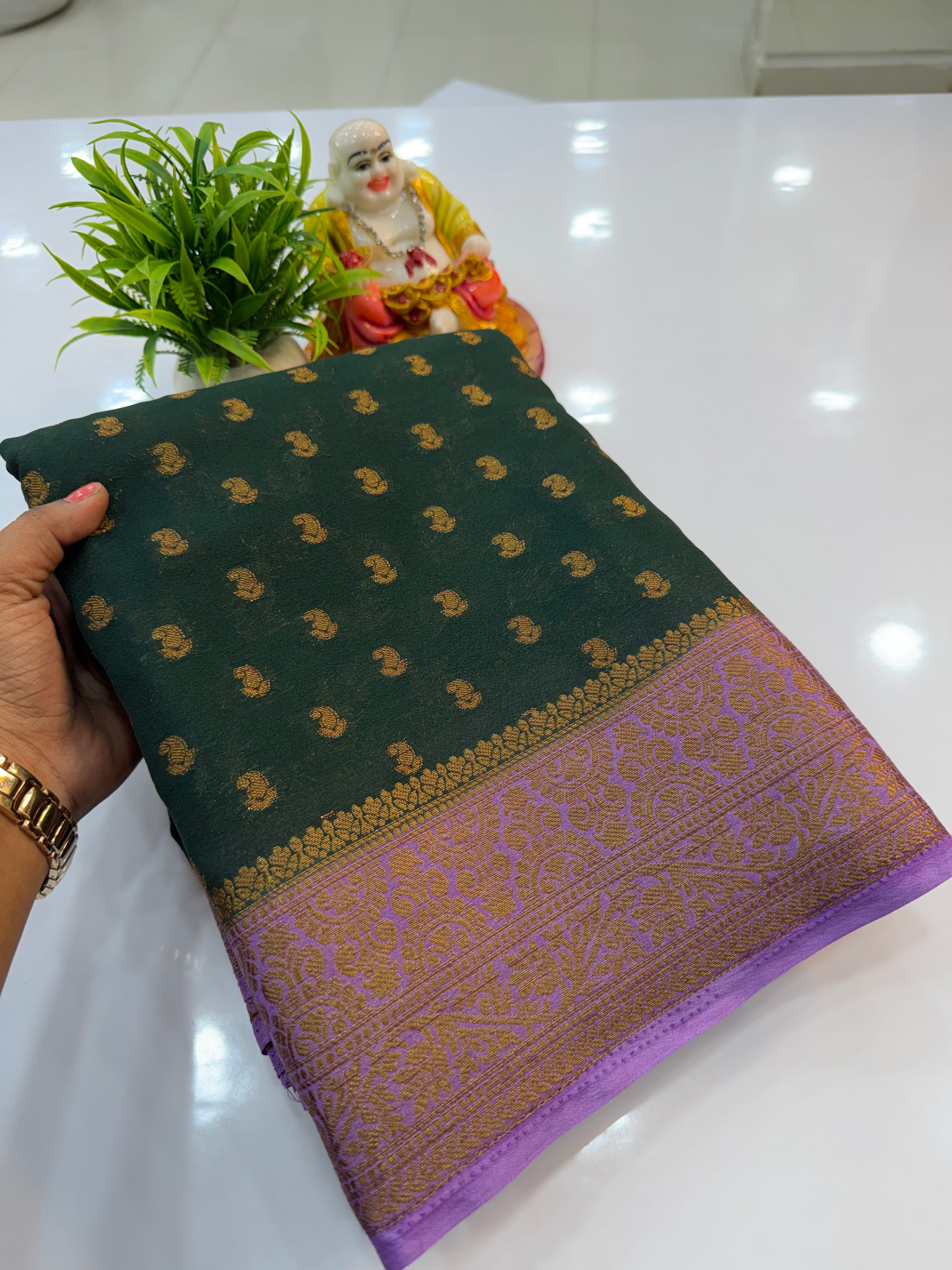 Beautiful Khaddi Georgette Saree with Buttas & Rich Pallu…