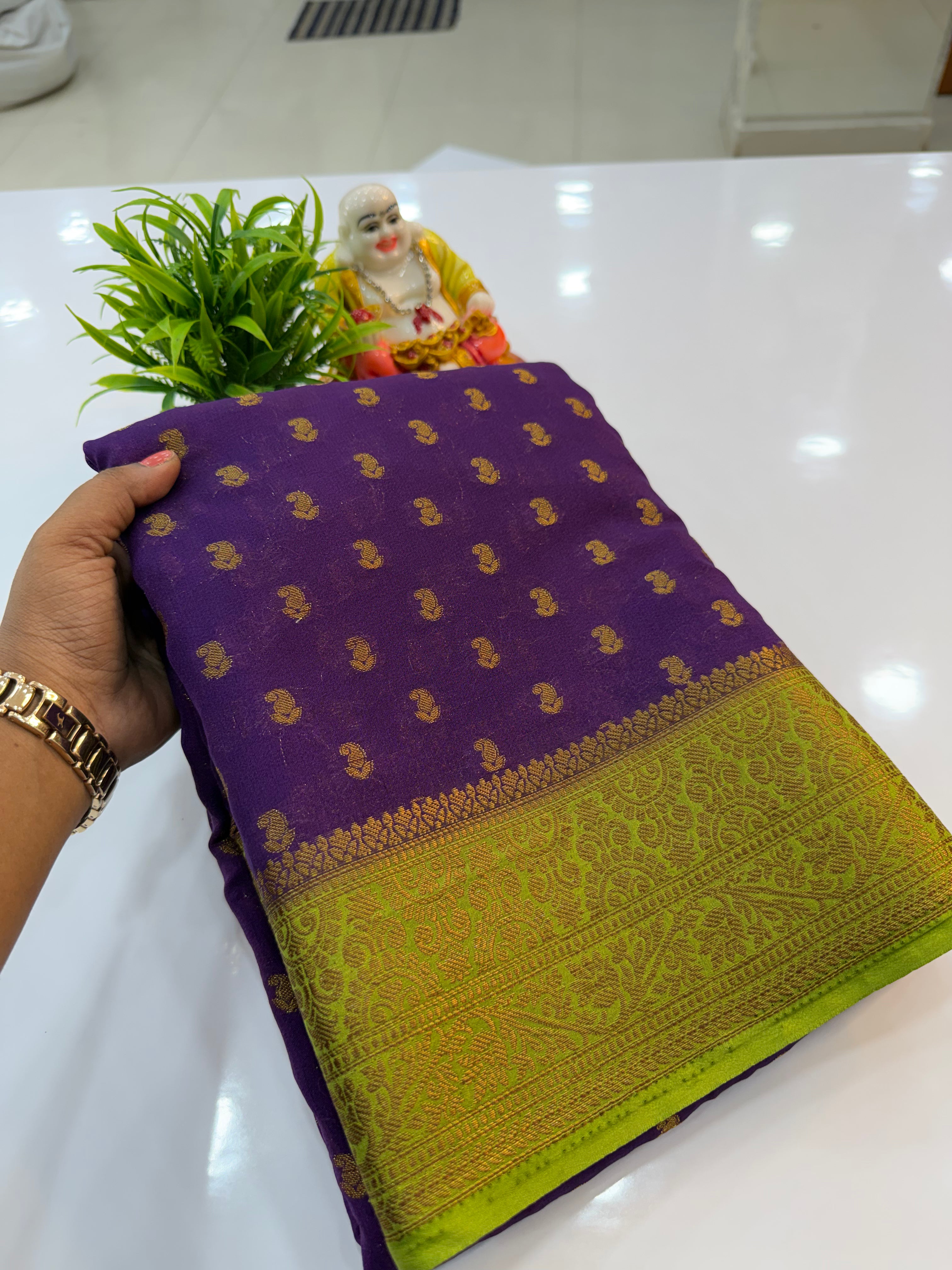 Beautiful Khaddi Georgette Saree with Buttas & Rich Pallu…