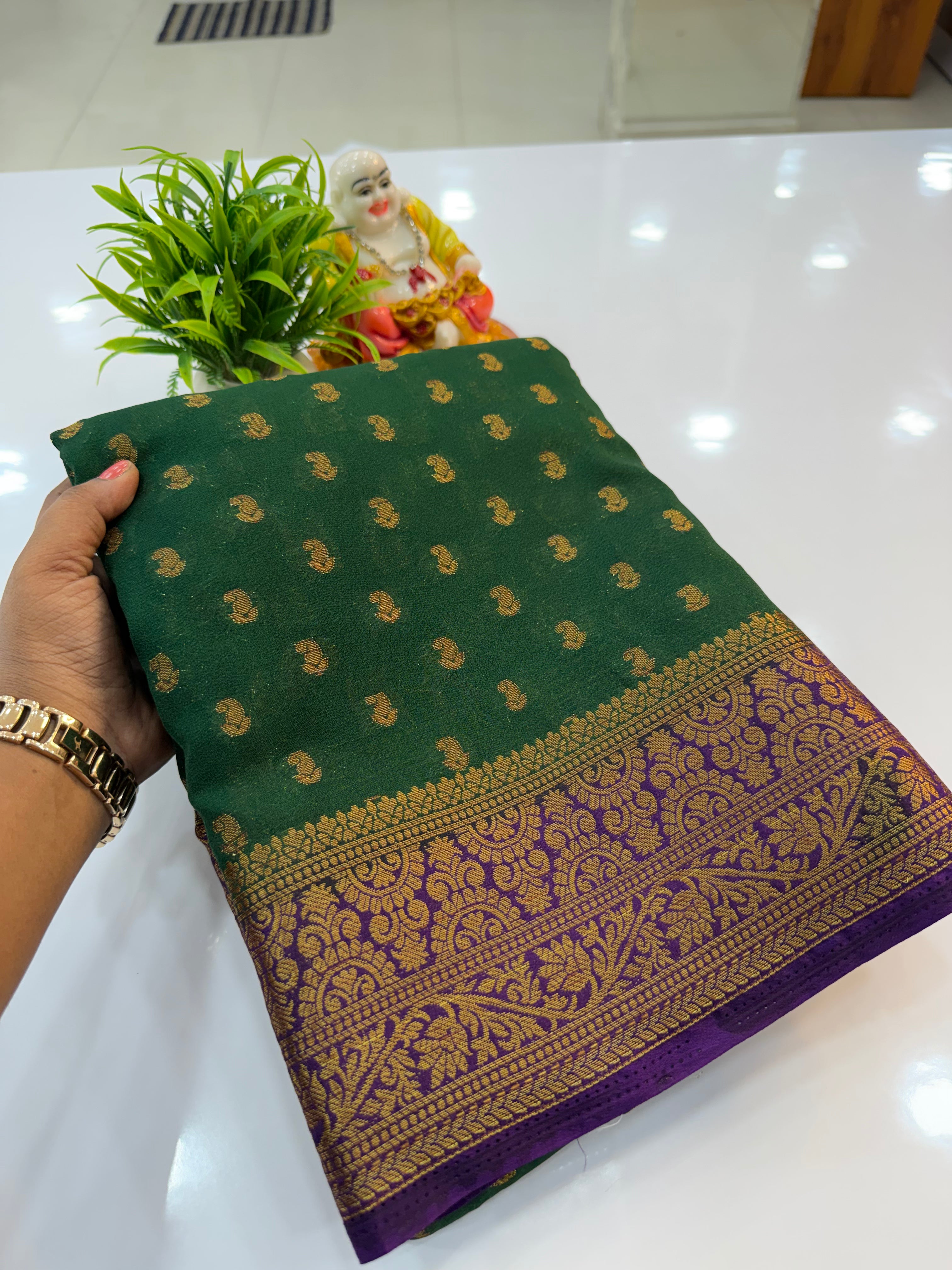 Beautiful Khaddi Georgette Saree with Buttas & Rich Pallu…