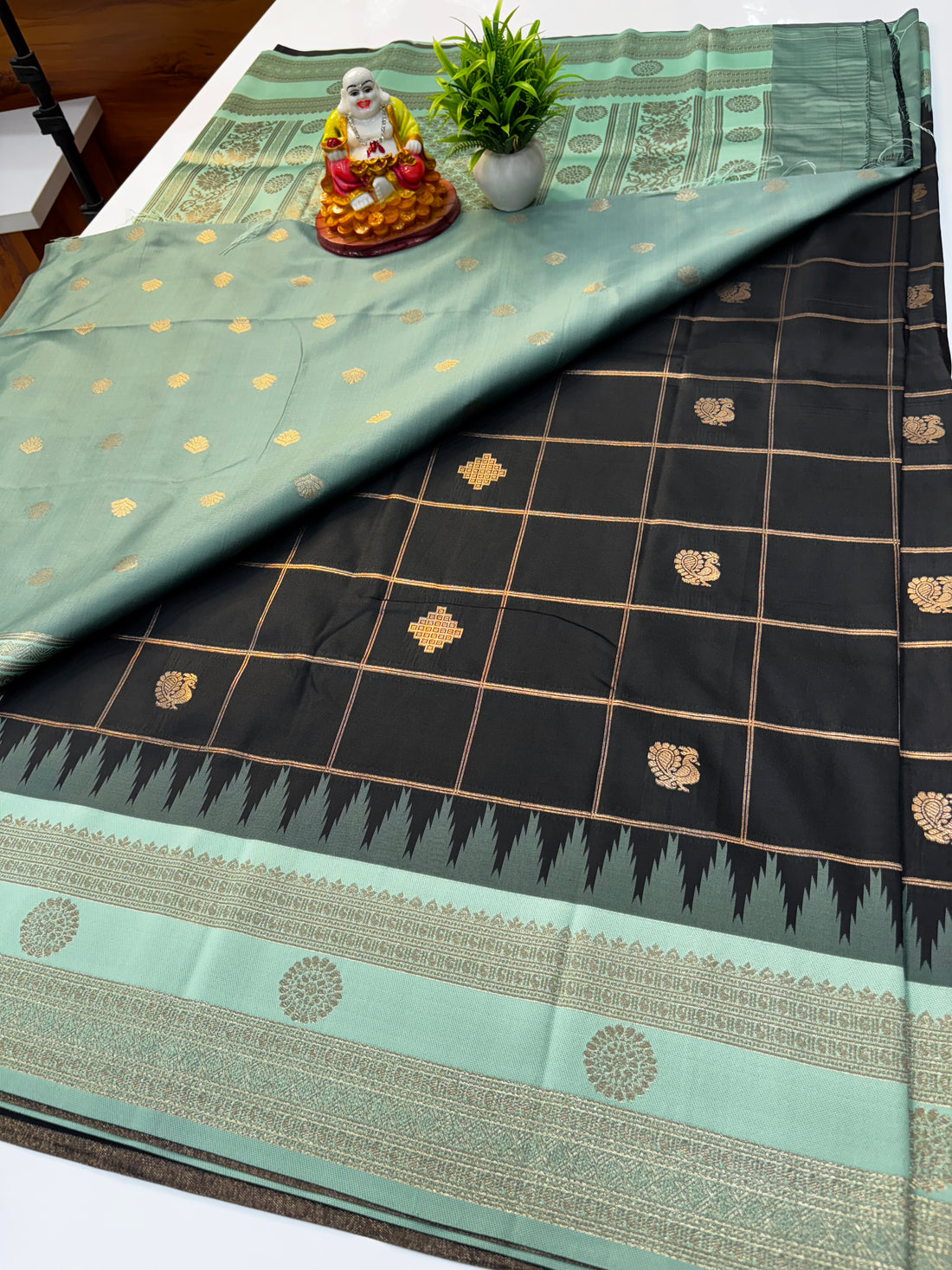 Premium Silk Saree with Rich Pallu & Peacock Buttas