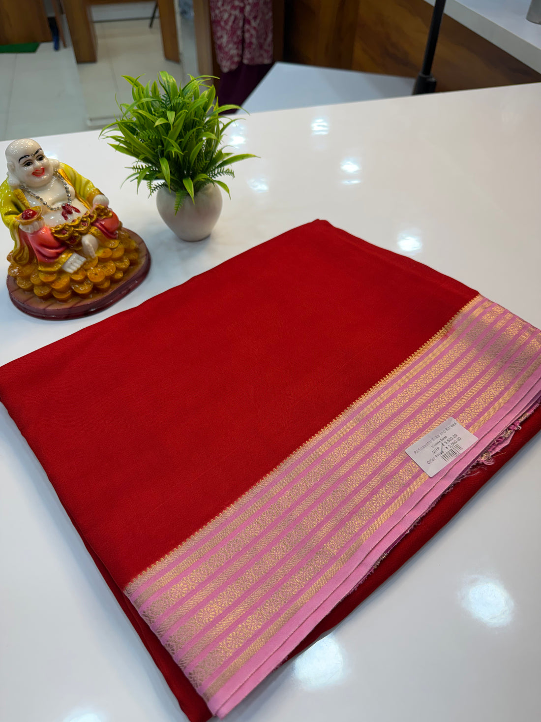 Premium Viscose Crepe Saree with Chit Pallu | Contrast Pallu & Blouse