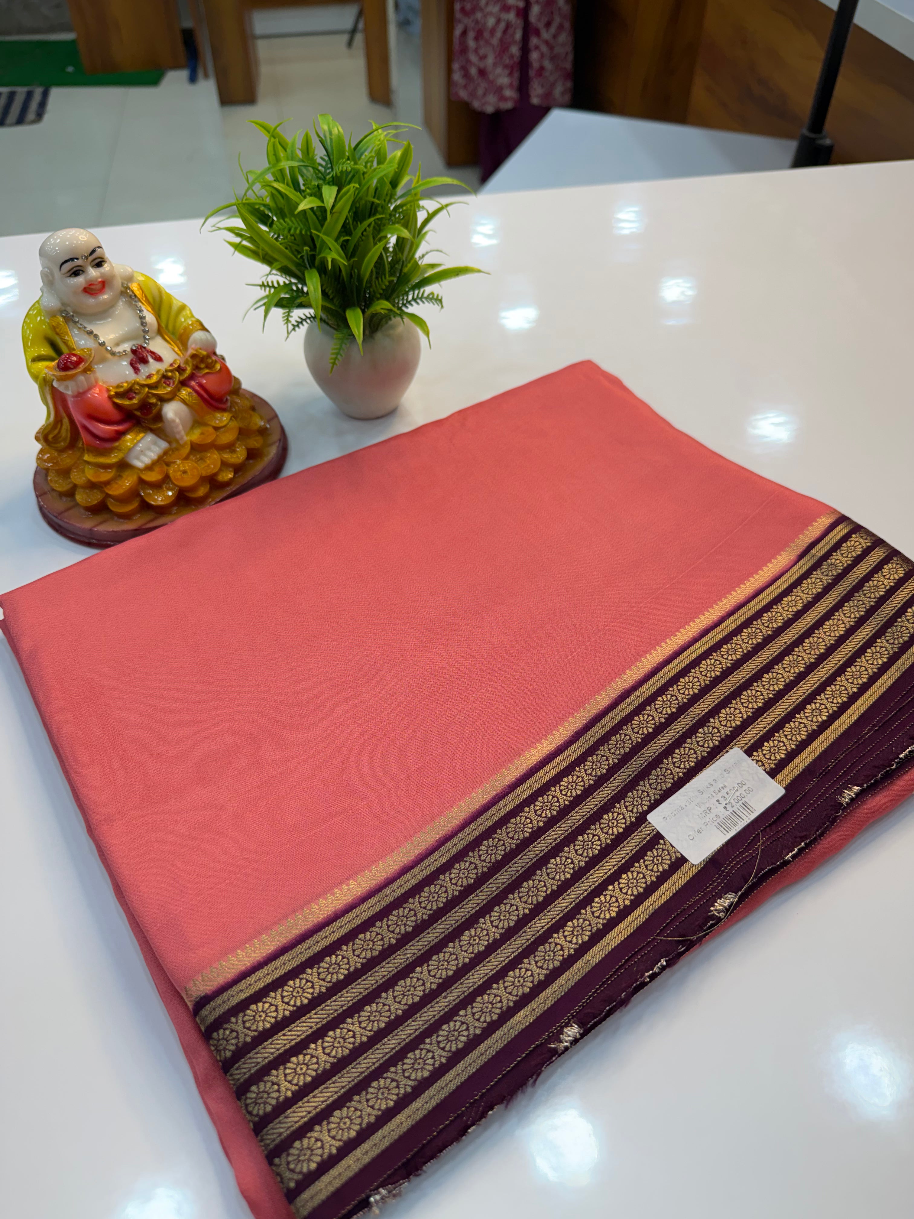 Premium Viscose Crepe Saree with Chit Pallu | Contrast Pallu & Blouse