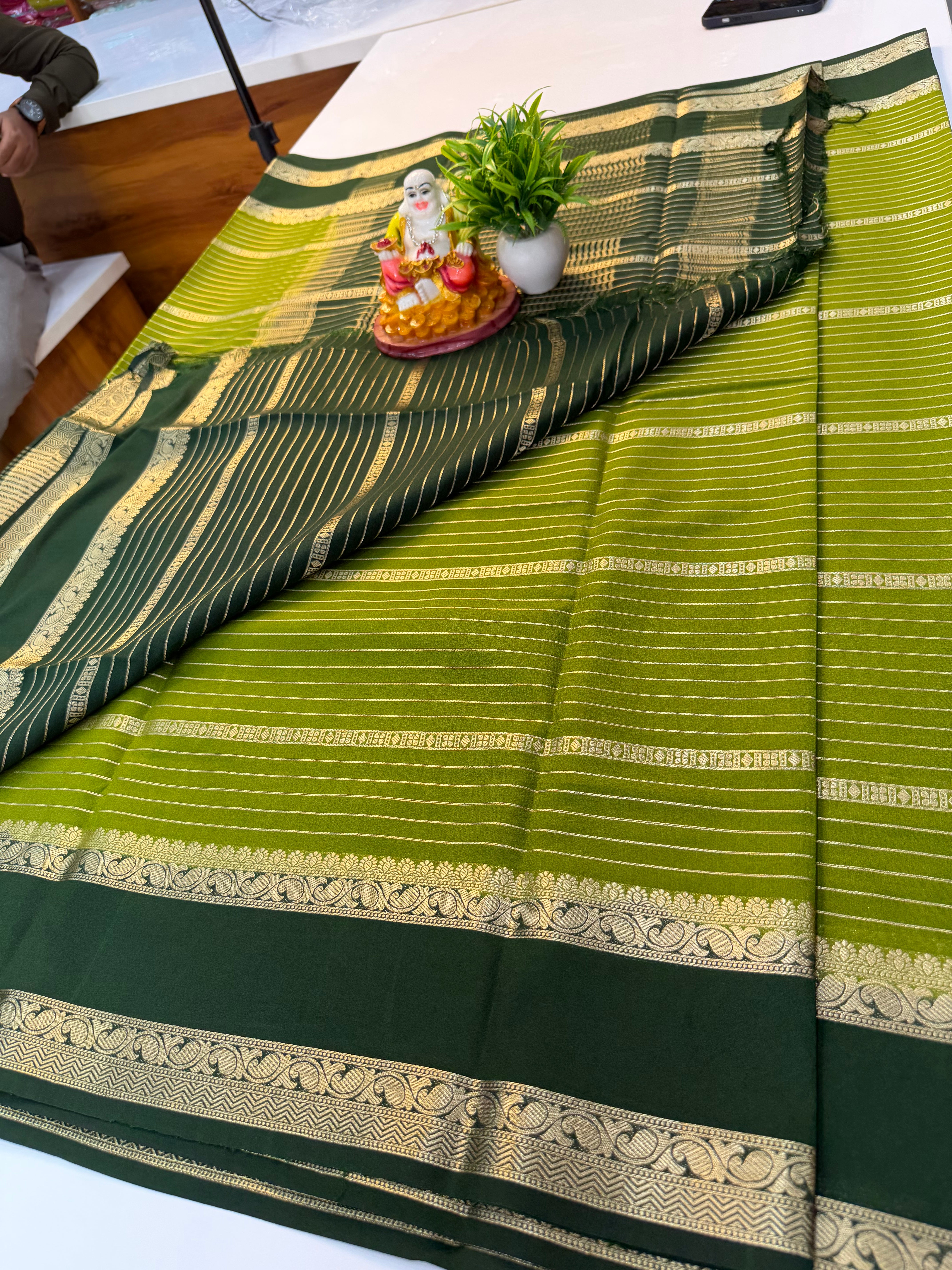 Mysore Crepe Silk Saree with contrast border and pallu…