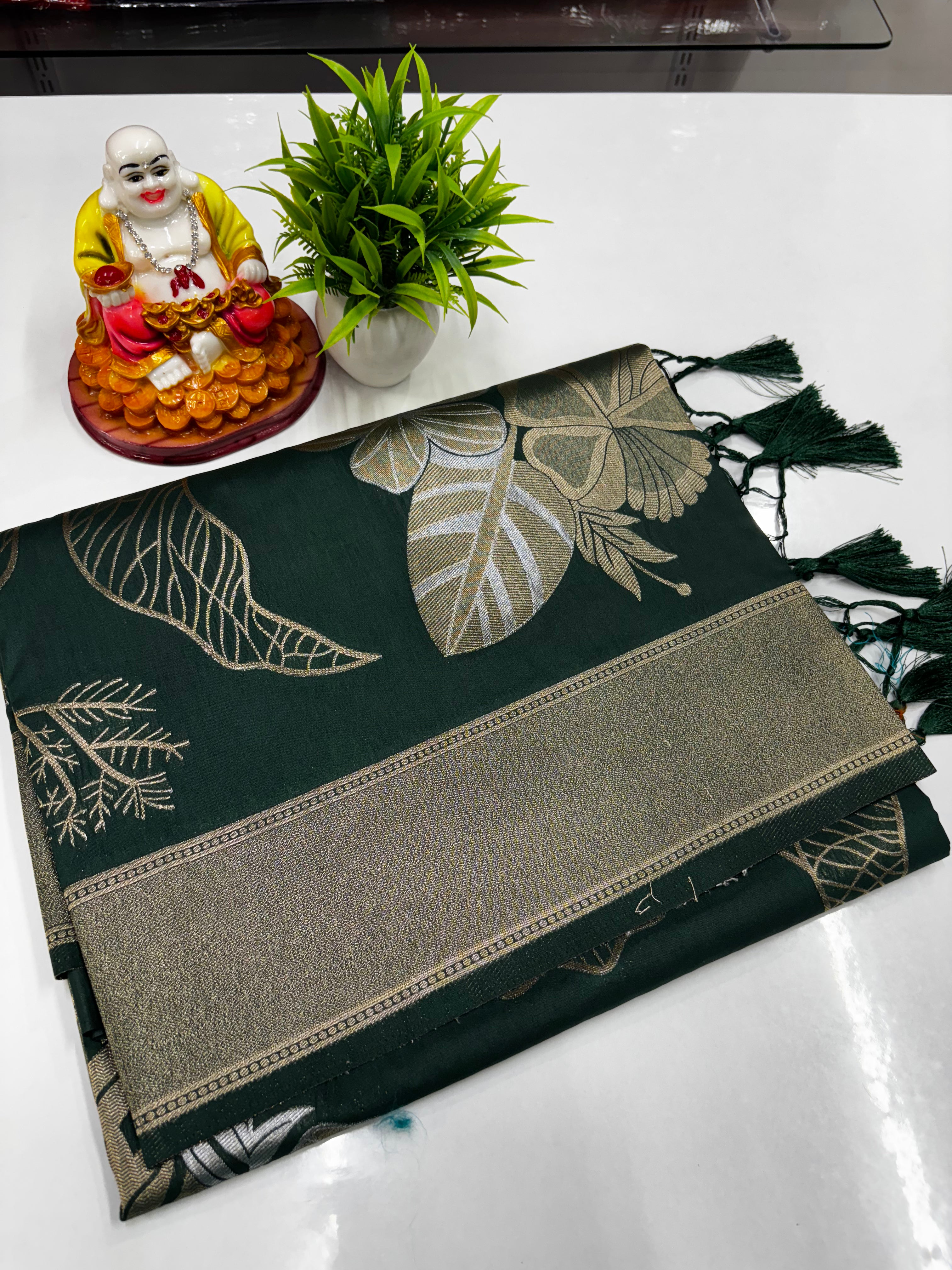 Elegant Satin Floral Saree with Rich Pallu — Premium Padsmavathi Silks & Sarees