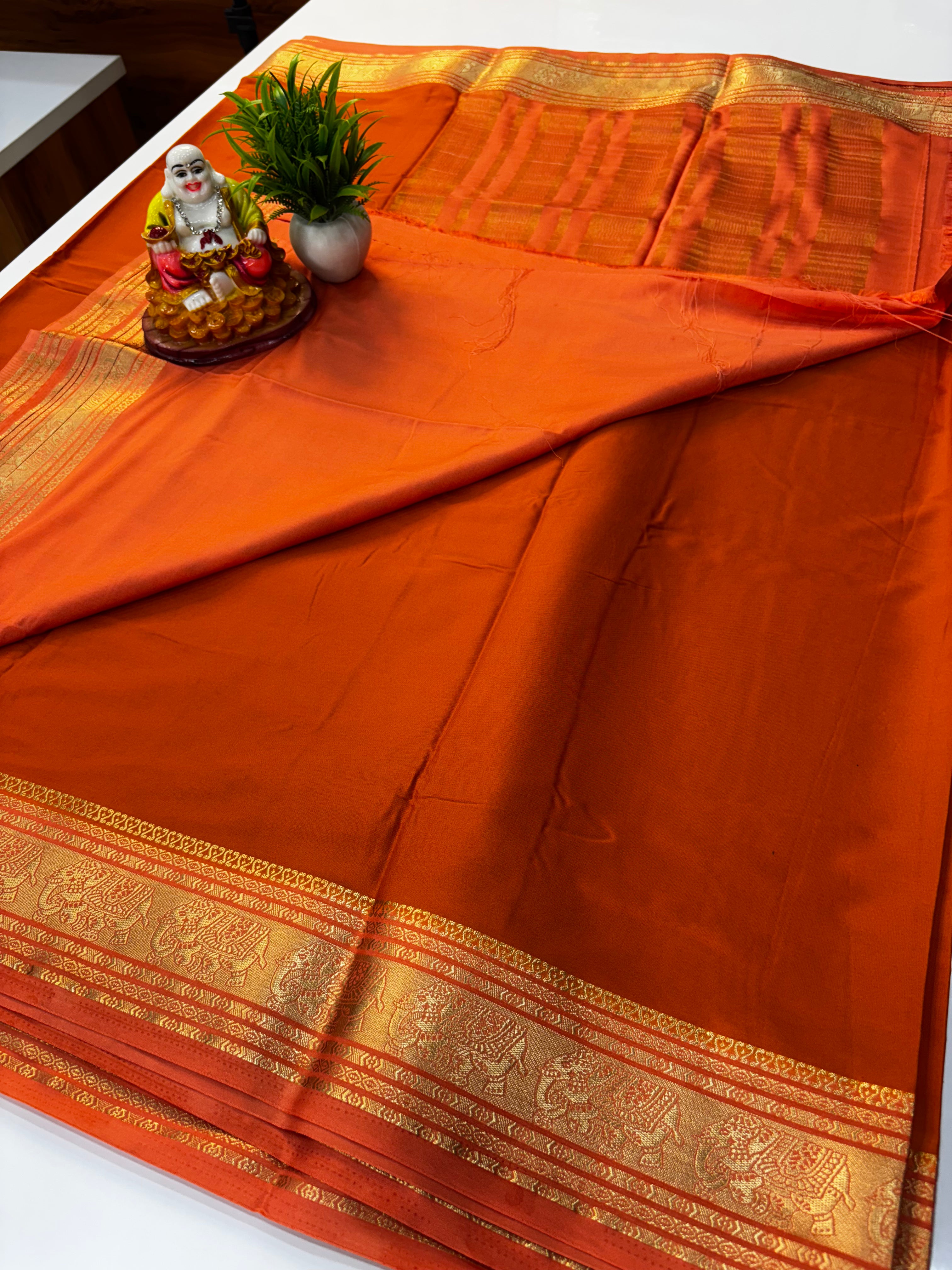 Premium Mysore Crepe Silk Saree with Elephant Border & Chit Pallu