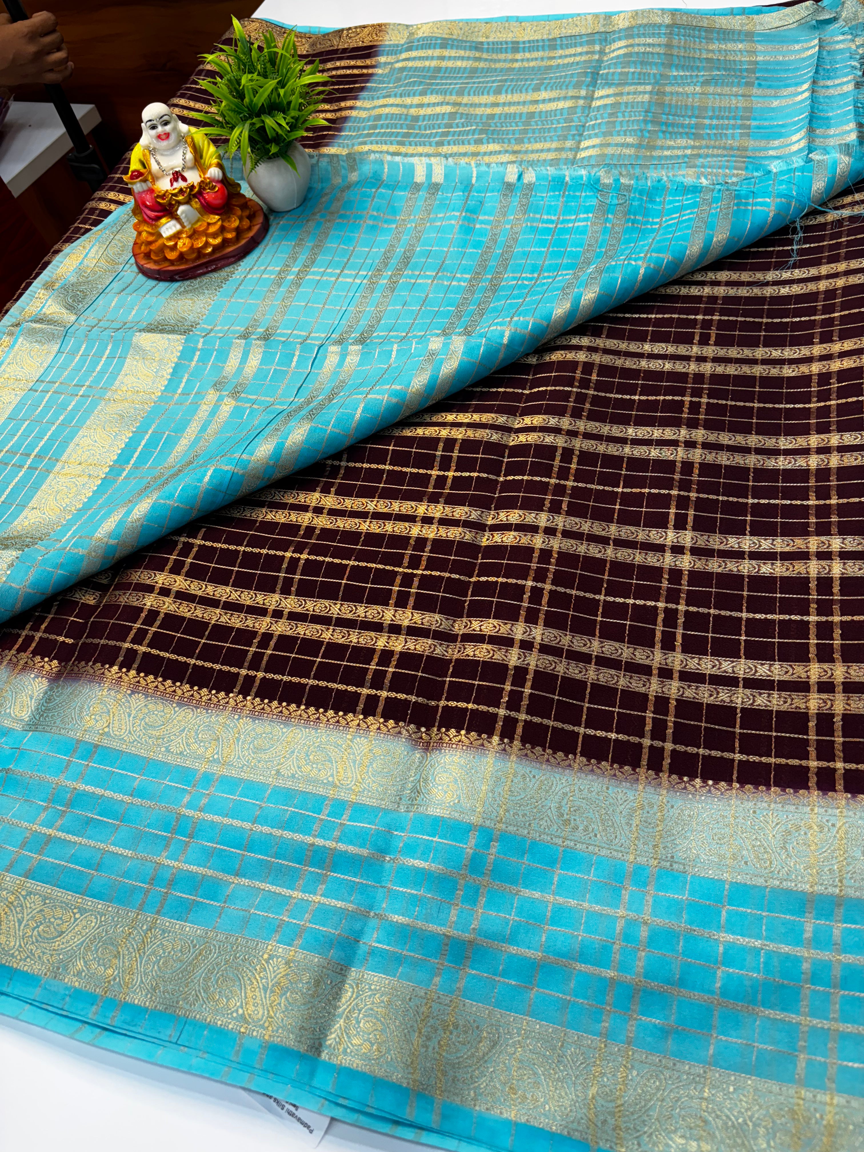 Mysore Crepe Silk Saree with Stripes & Contrast Pallu