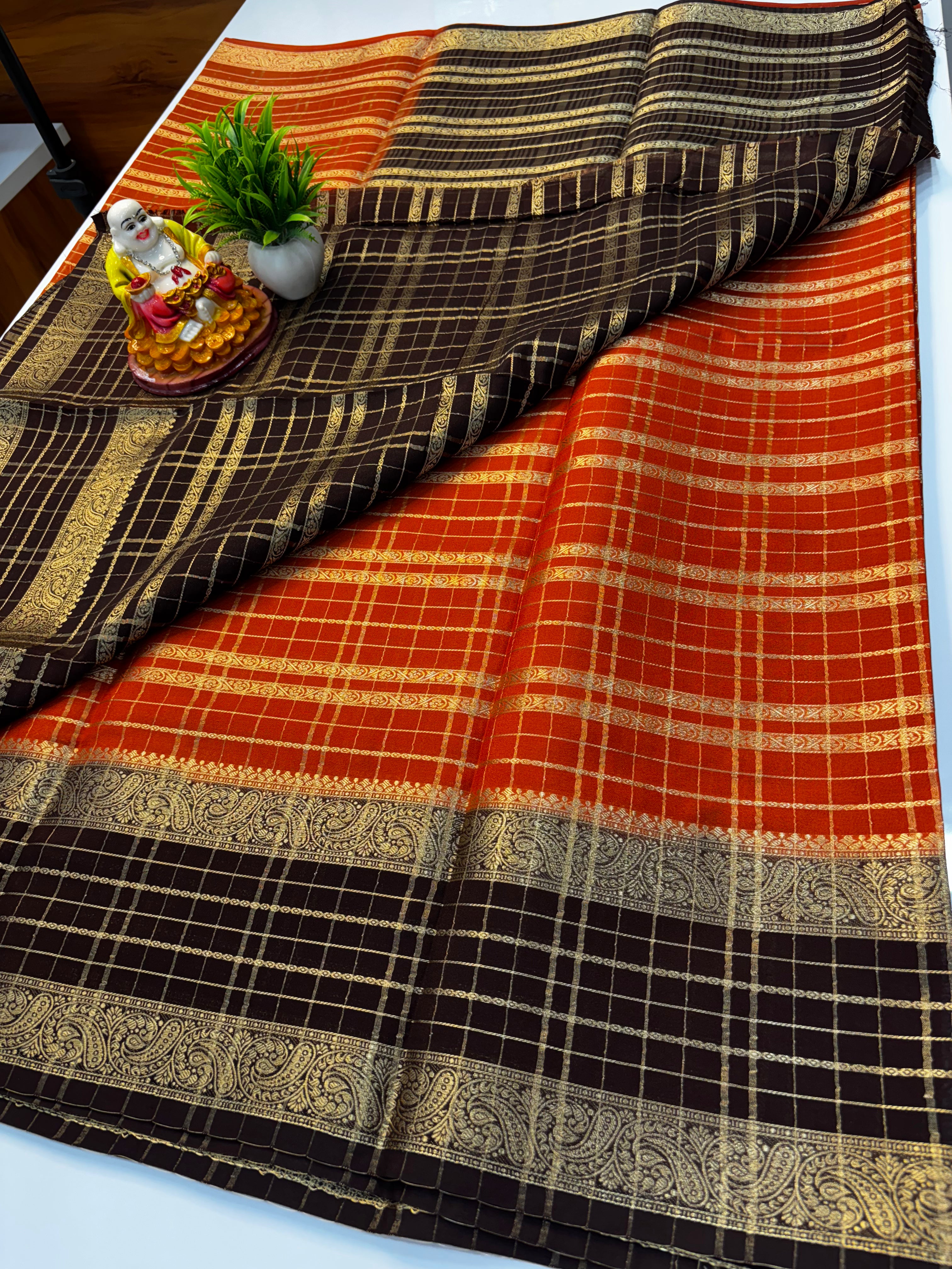 Mysore Crepe Silk Saree with Stripes & Contrast Pallu