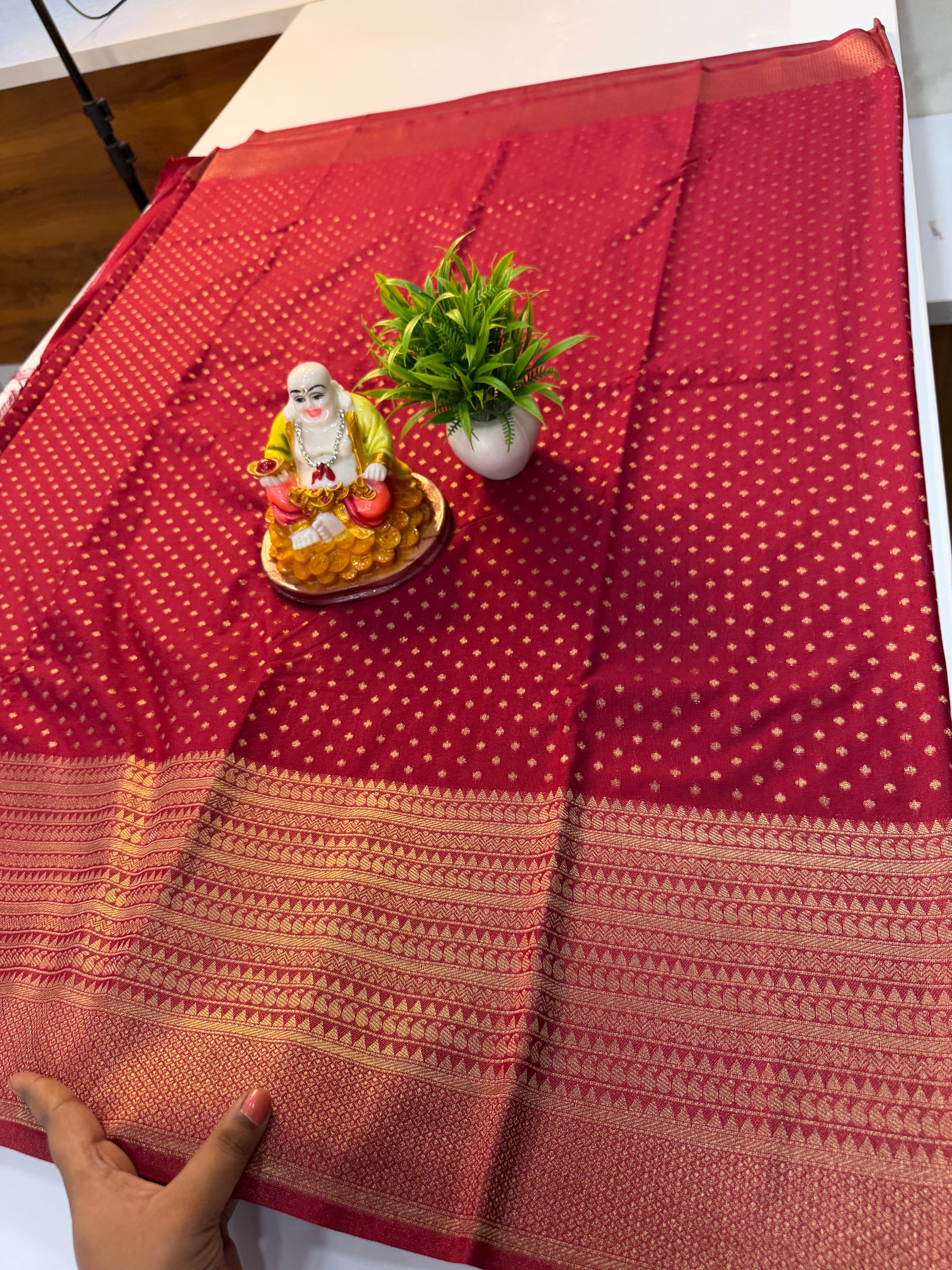 Georgette Saree with Elegant Buttas & Rich Pallu | Padmavathi Silks and Sarees