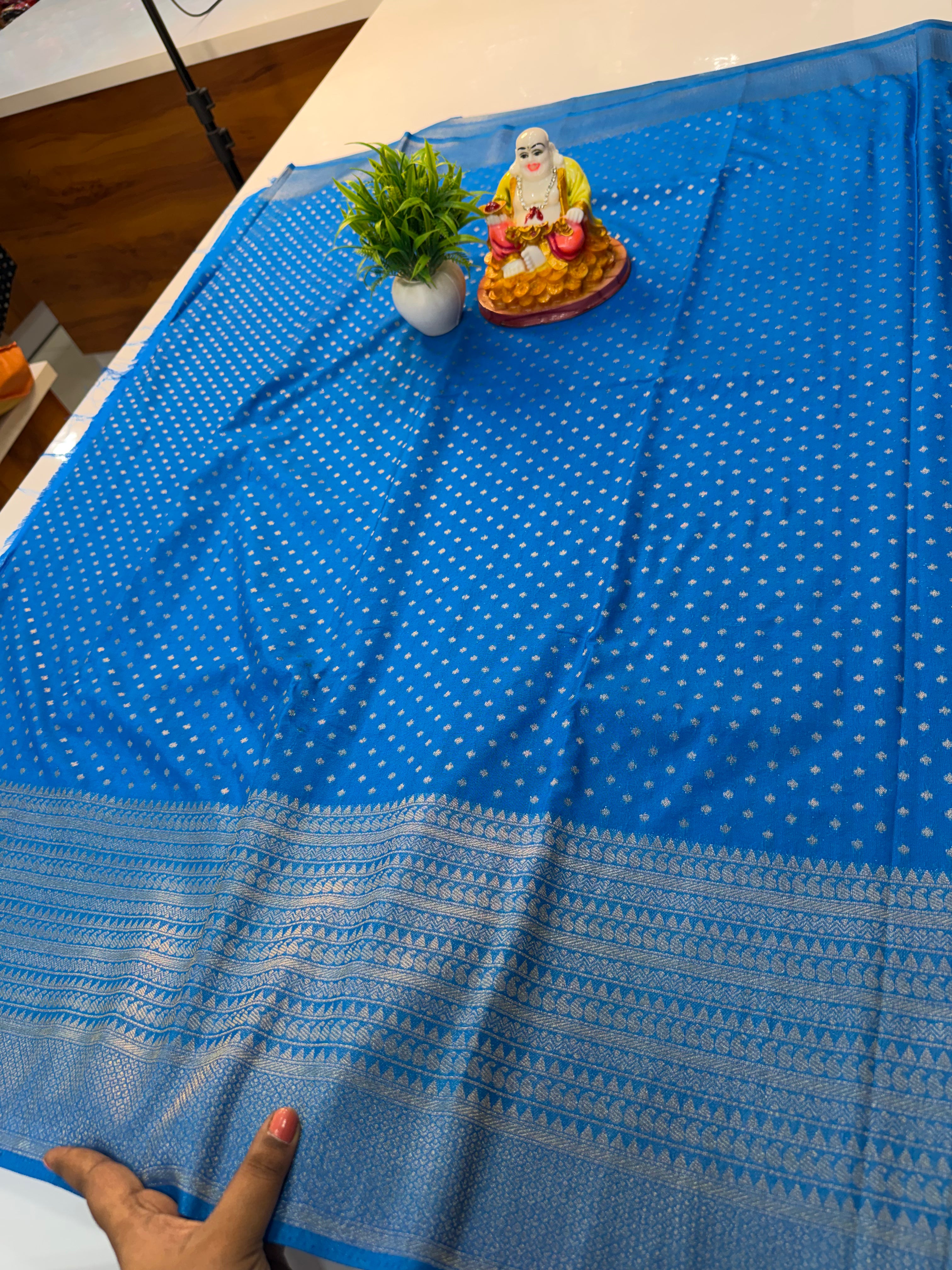 Georgette Saree with Elegant Buttas & Rich Pallu | Padmavathi Silks and Sarees
