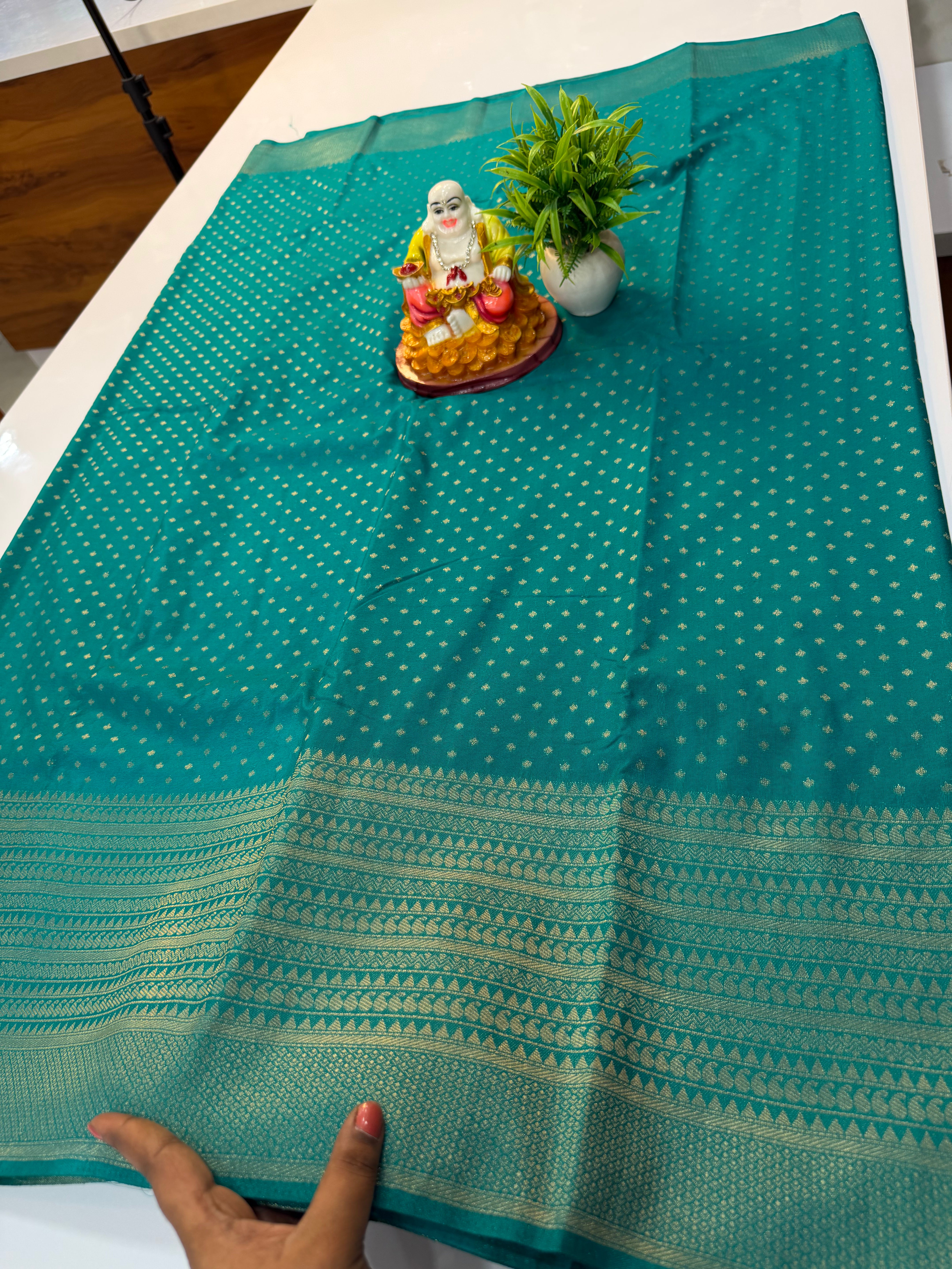 Georgette Saree with Elegant Buttas & Rich Pallu | Padmavathi Silks and Sarees