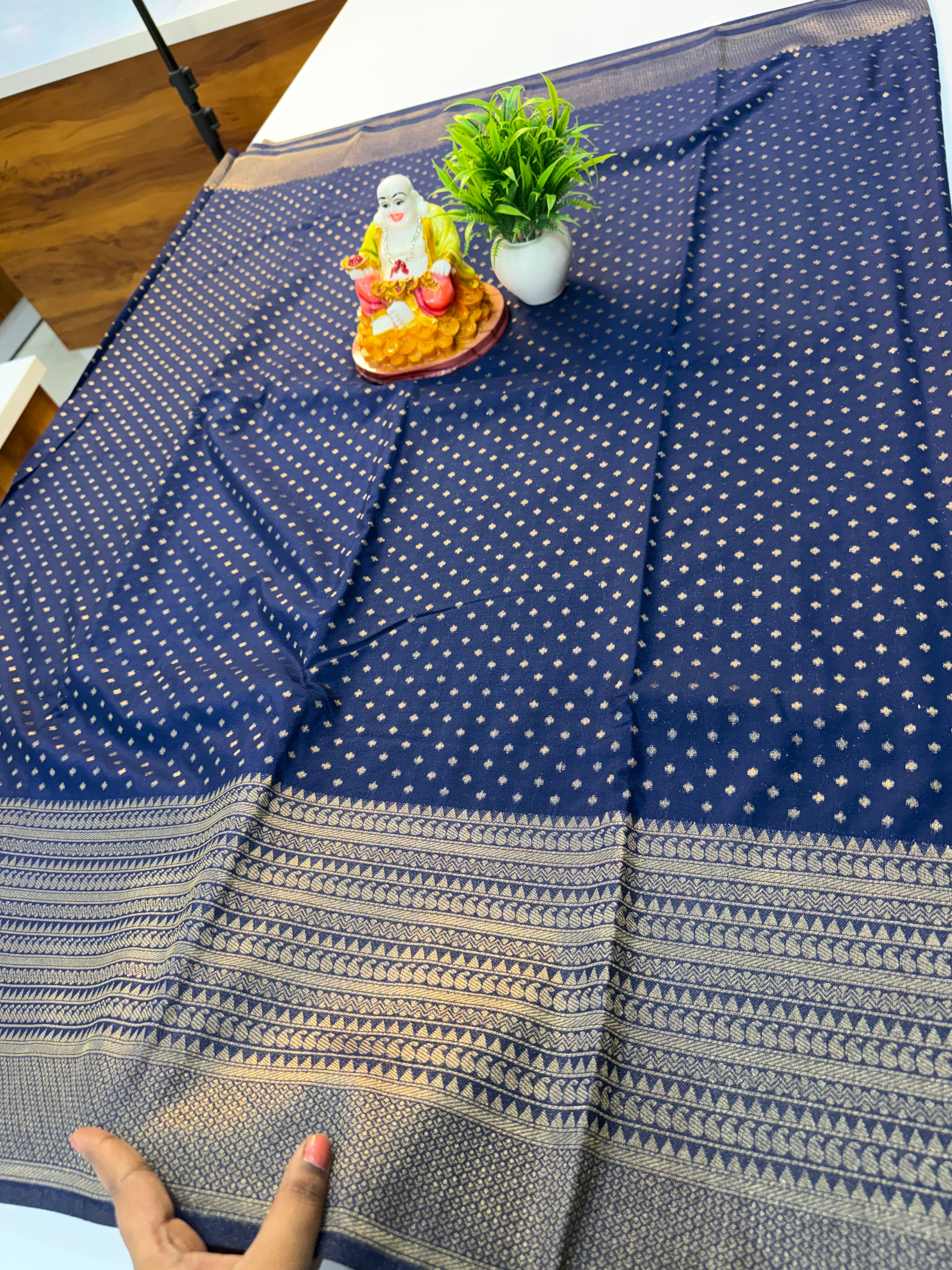 Georgette Saree with Elegant Buttas & Rich Pallu | Padmavathi Silks and Sarees