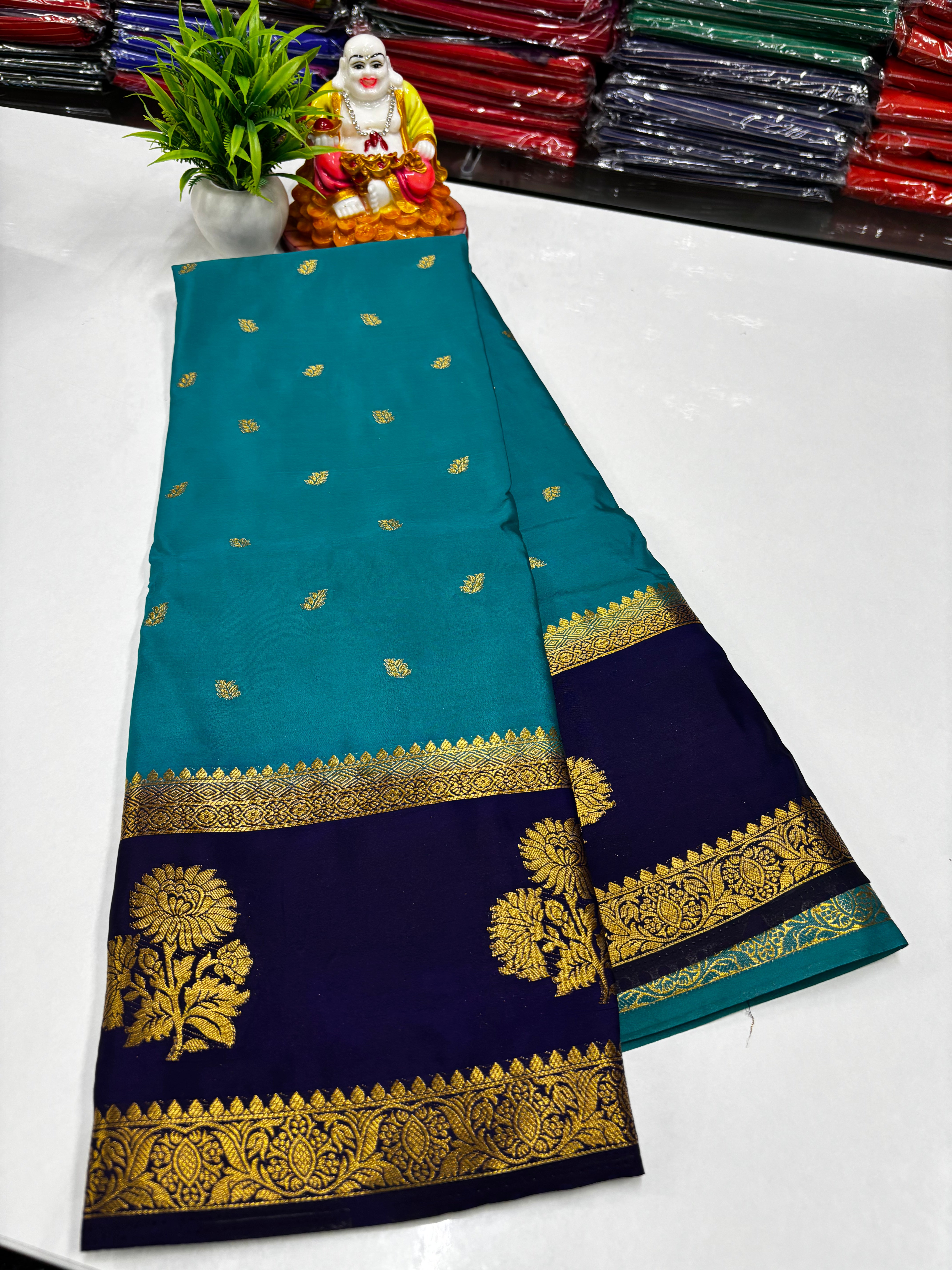 Mysore Crepe Silk Saree with Elegant Buttas